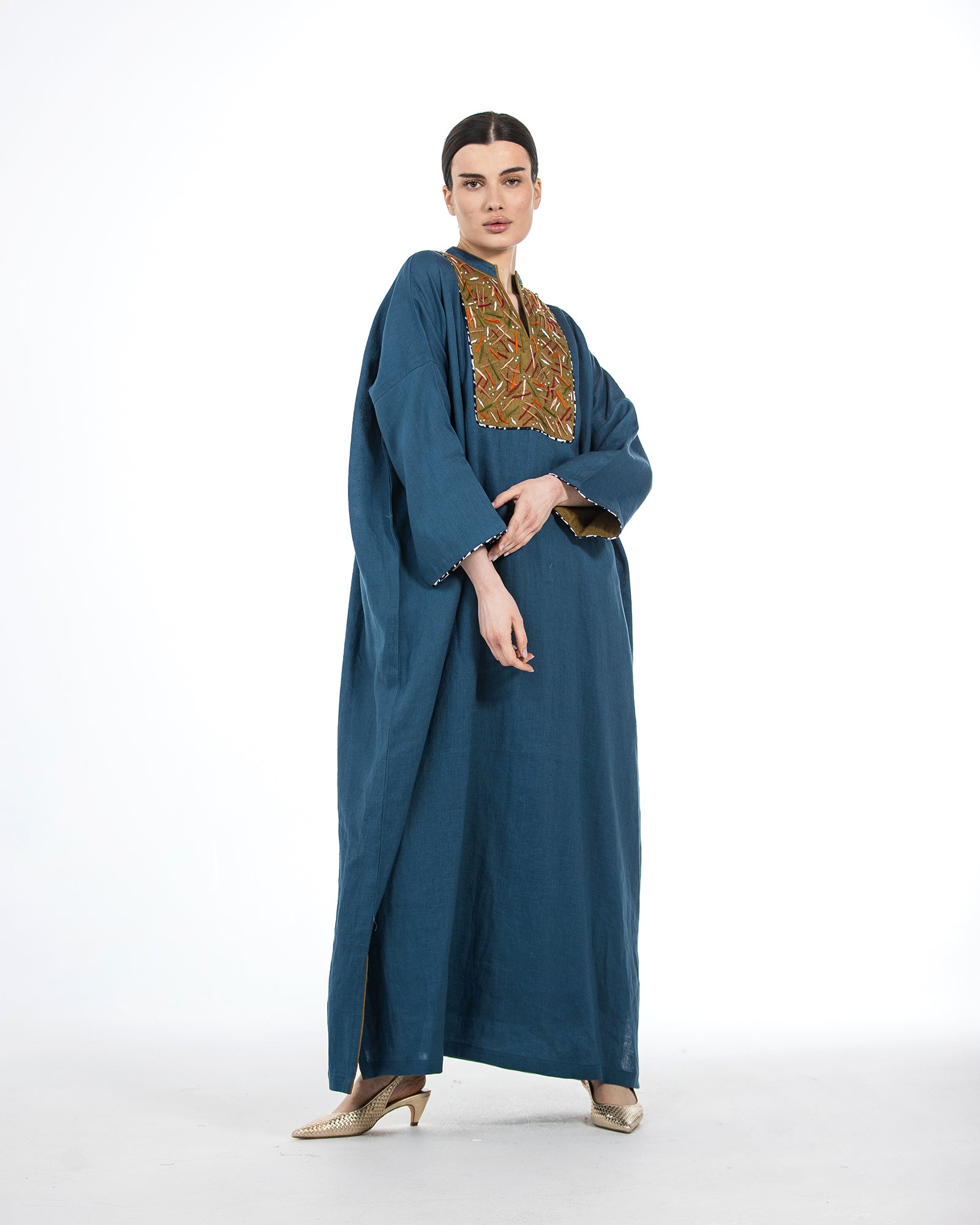 Layan – Embroidered Colorblock Linen Kaftan