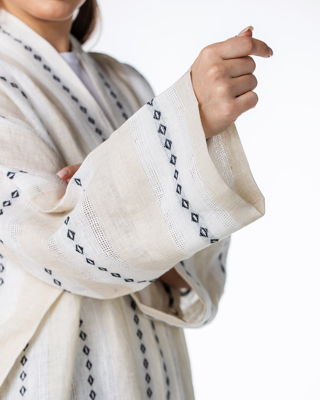 Aria Fringe – Woven Linen Kaftan Abaya