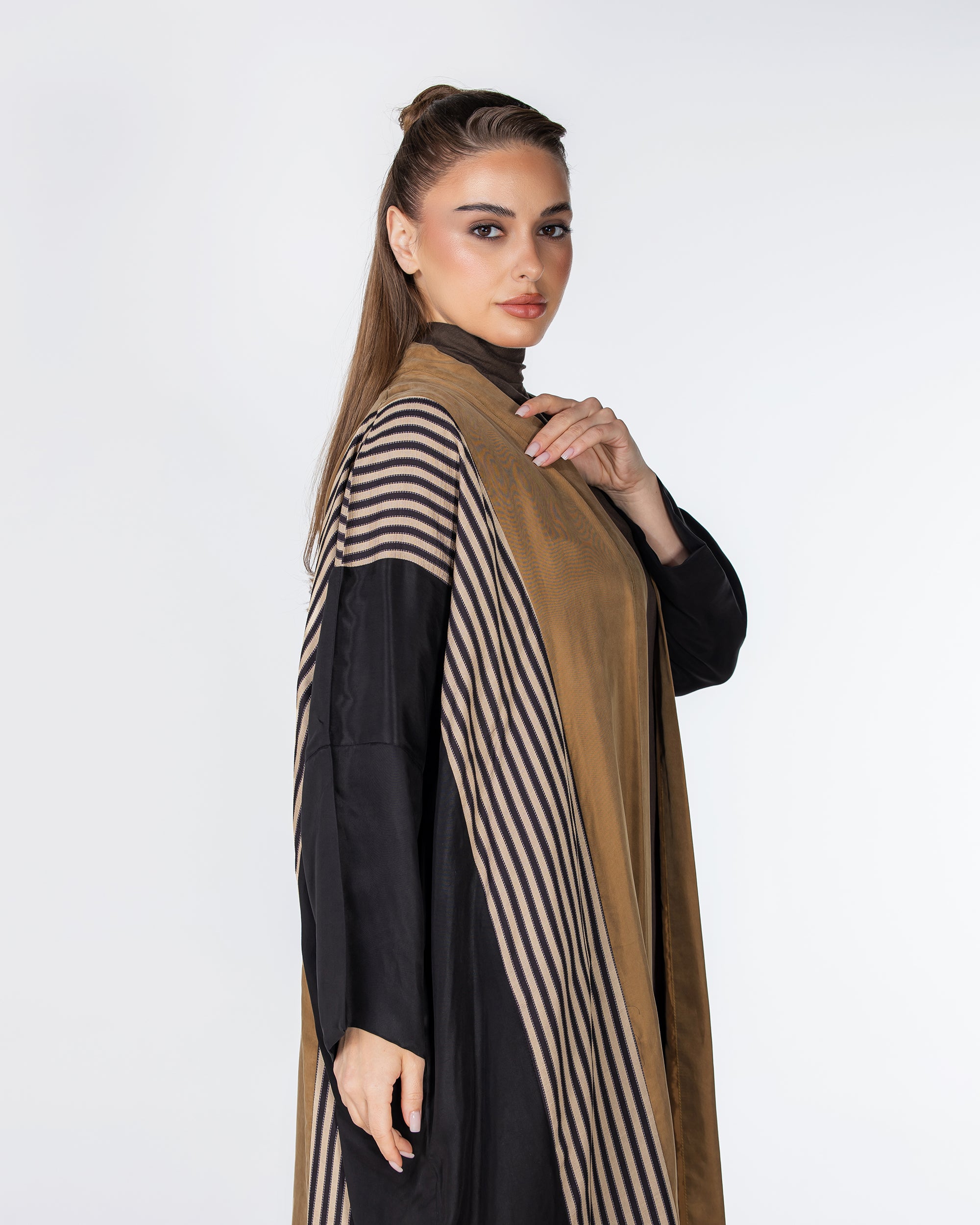 Eclipse – Washed Silk Bisht Abaya