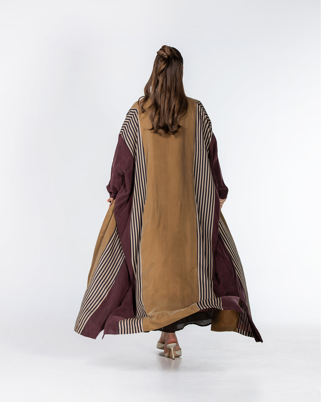 Eclipse – Washed Silk Bisht Abaya