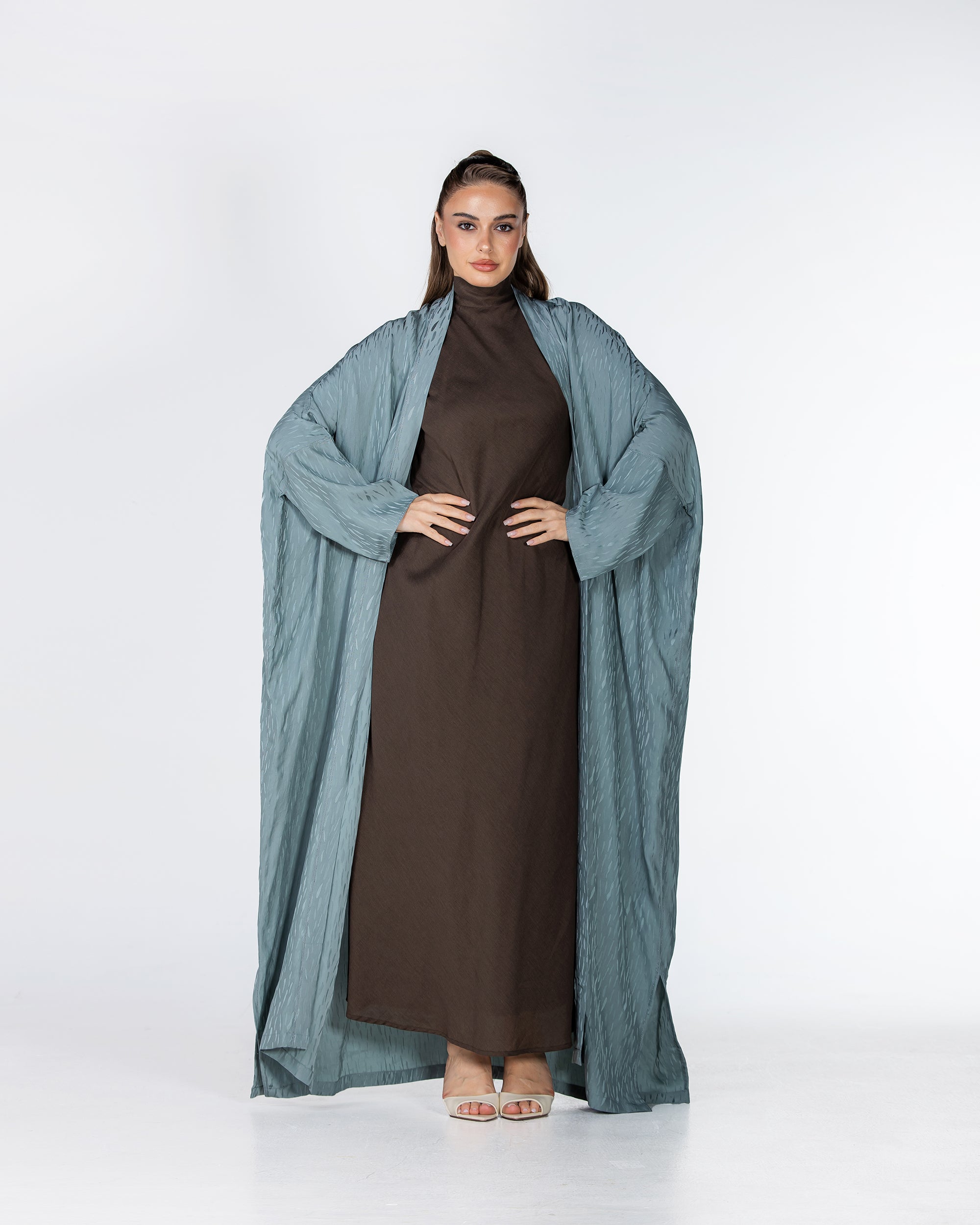 Copper 2.0 – Woven Viscose Linen Bisht Abaya
