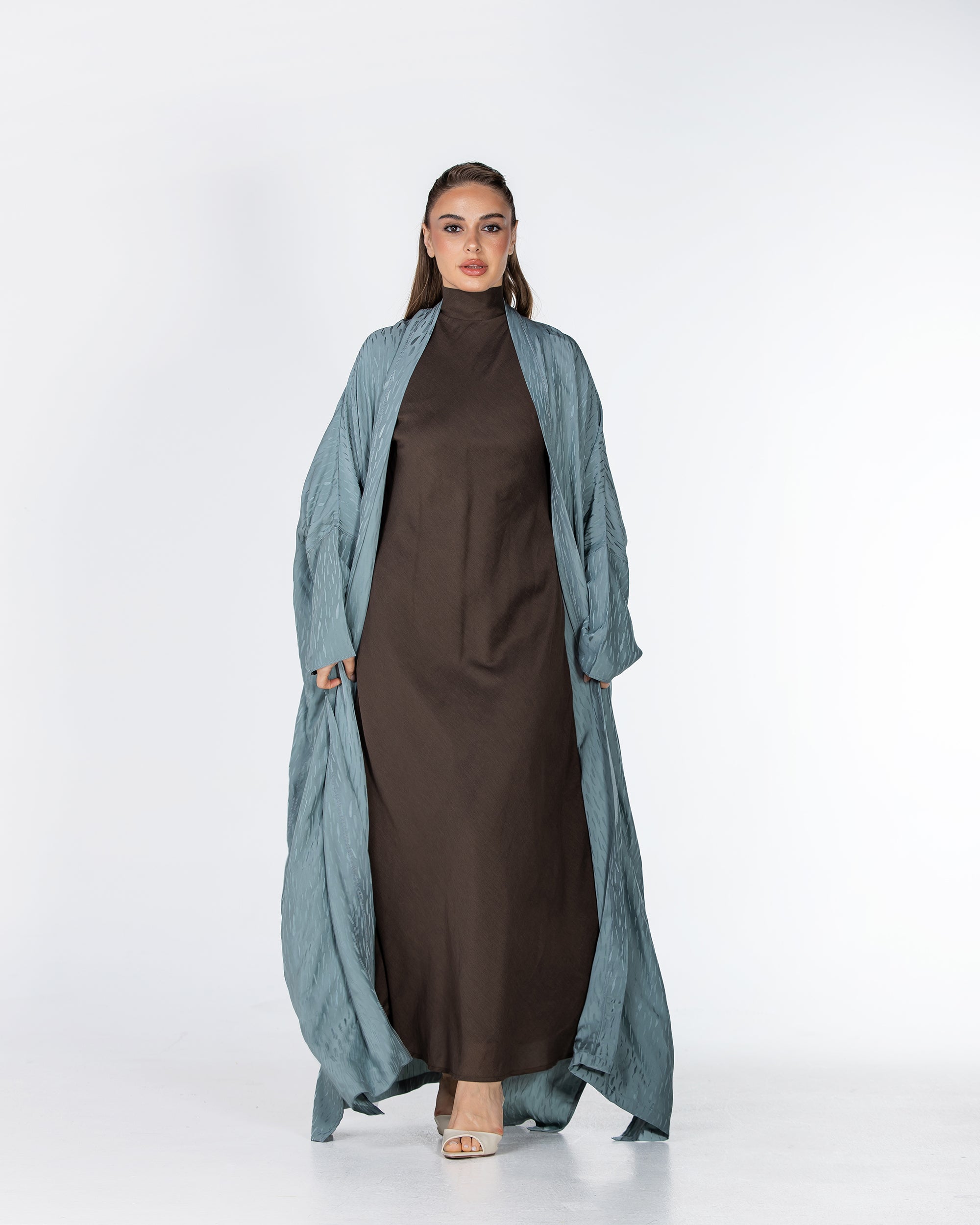 Copper 2.0 – Woven Viscose Linen Bisht Abaya