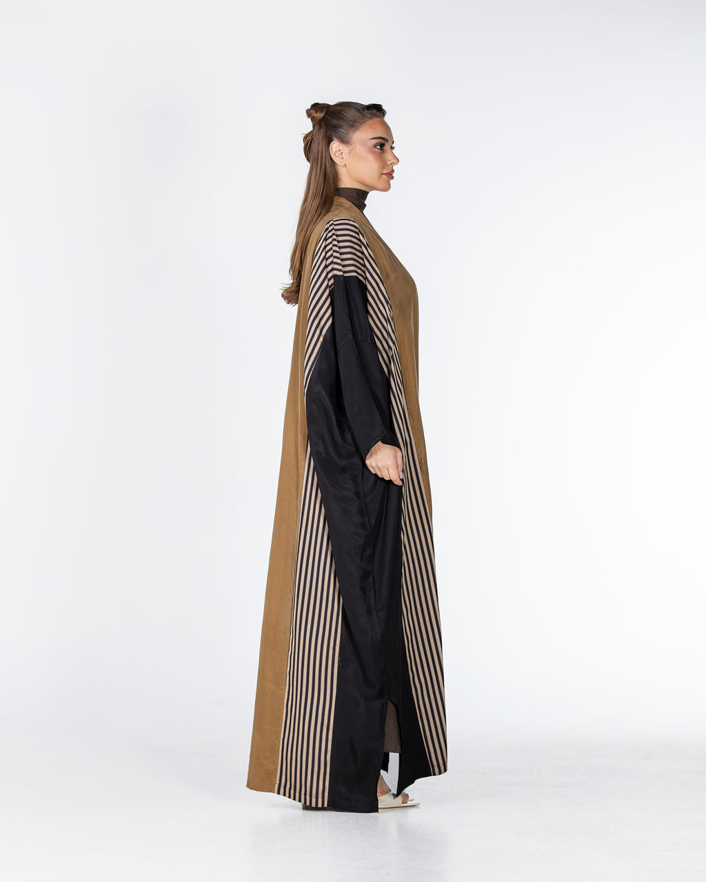 Eclipse – Washed Silk Bisht Abaya