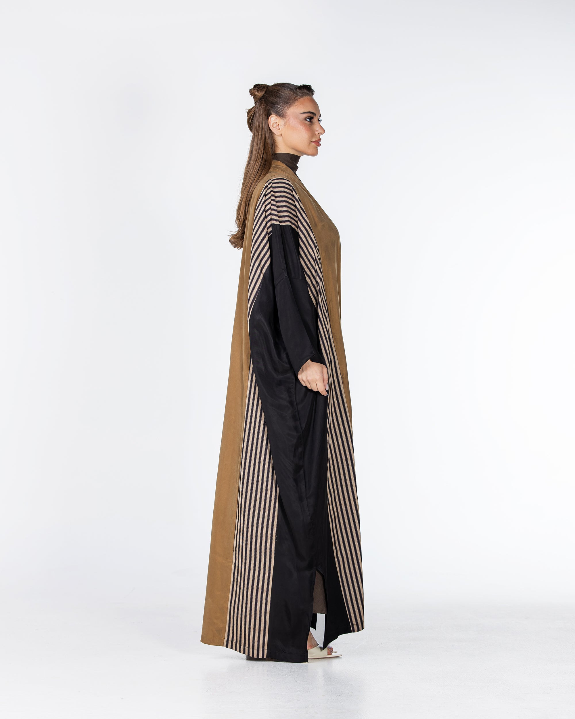 Eclipse – Washed Silk Bisht Abaya