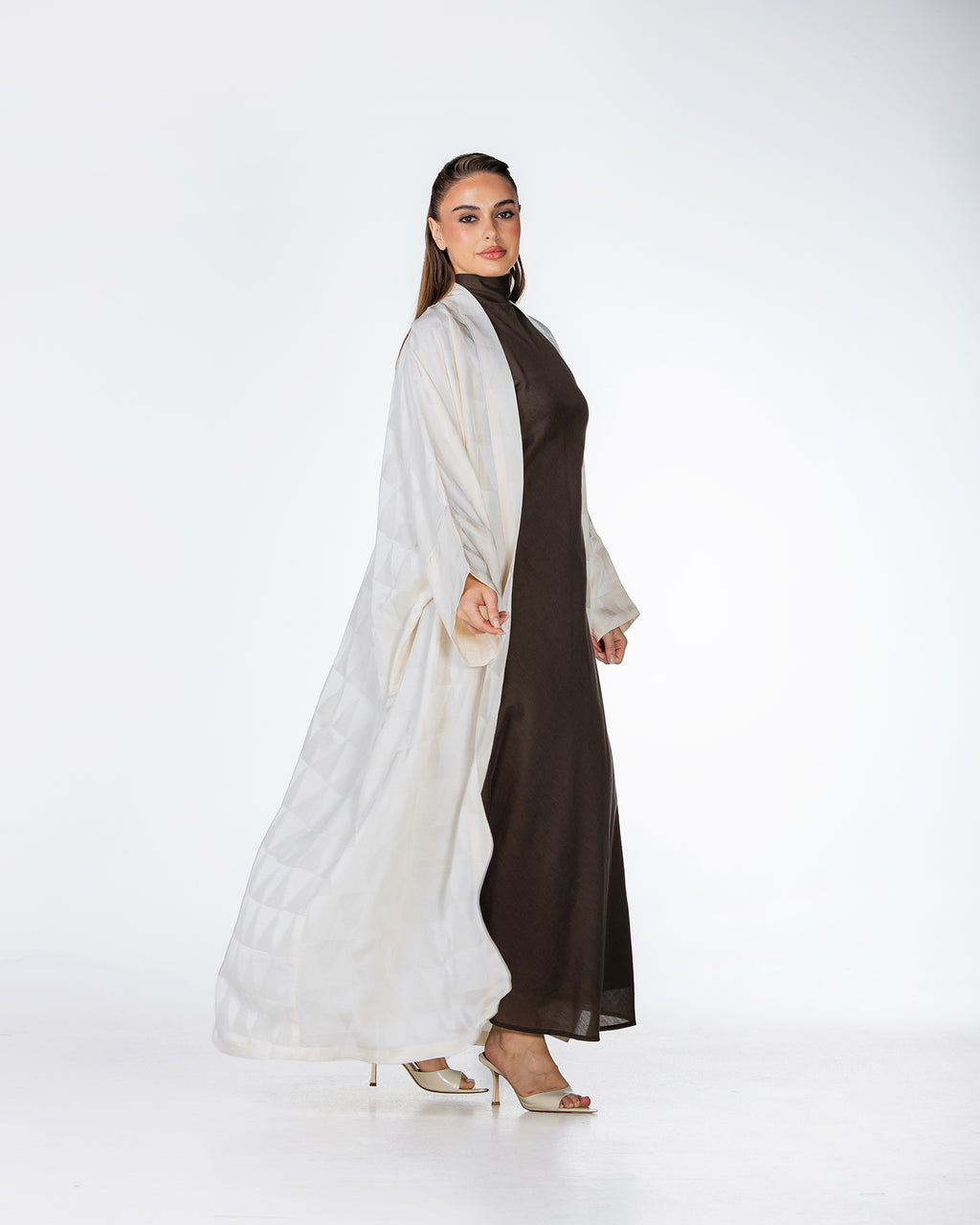 Mocha – Geometric Viscose Linen Abaya