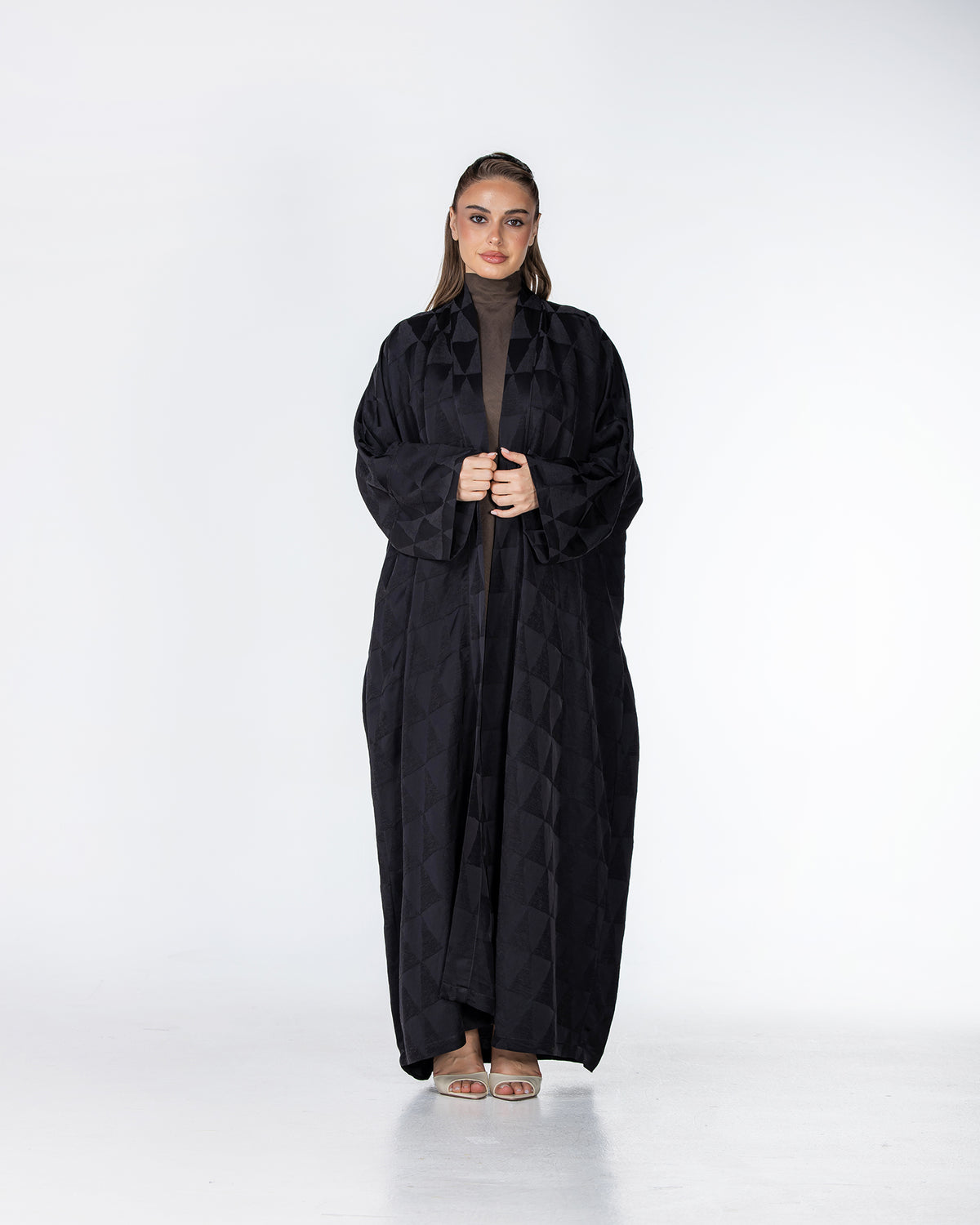 Mocha – Geometric Viscose Linen Abaya