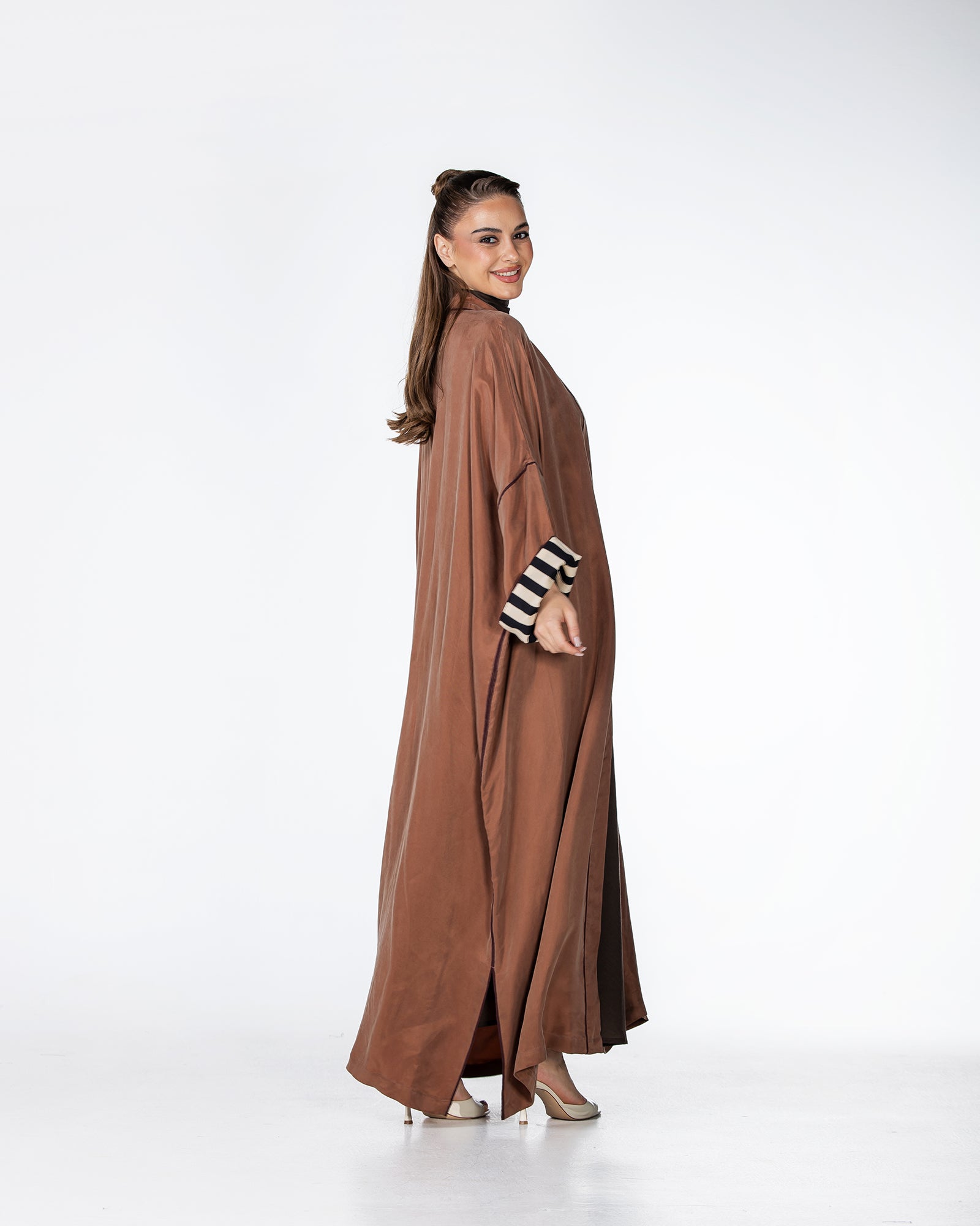 Harmony 2.0 – Washed Silk Abaya