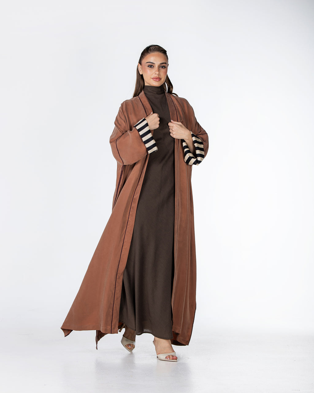 Harmony 2.0 – Washed Silk Abaya