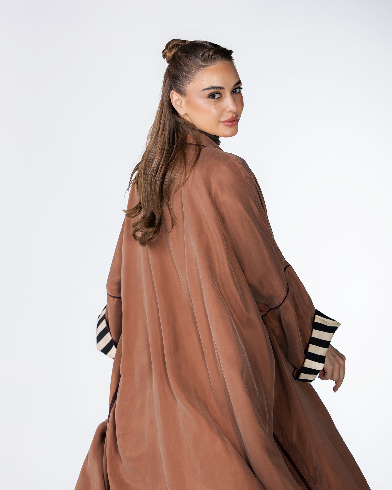 Harmony 2.0 – Washed Silk Abaya