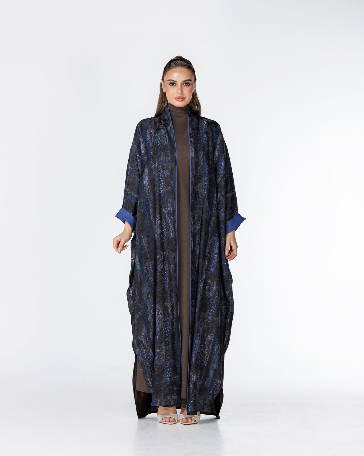 Kashmir – Abstract Print Bisht Abaya