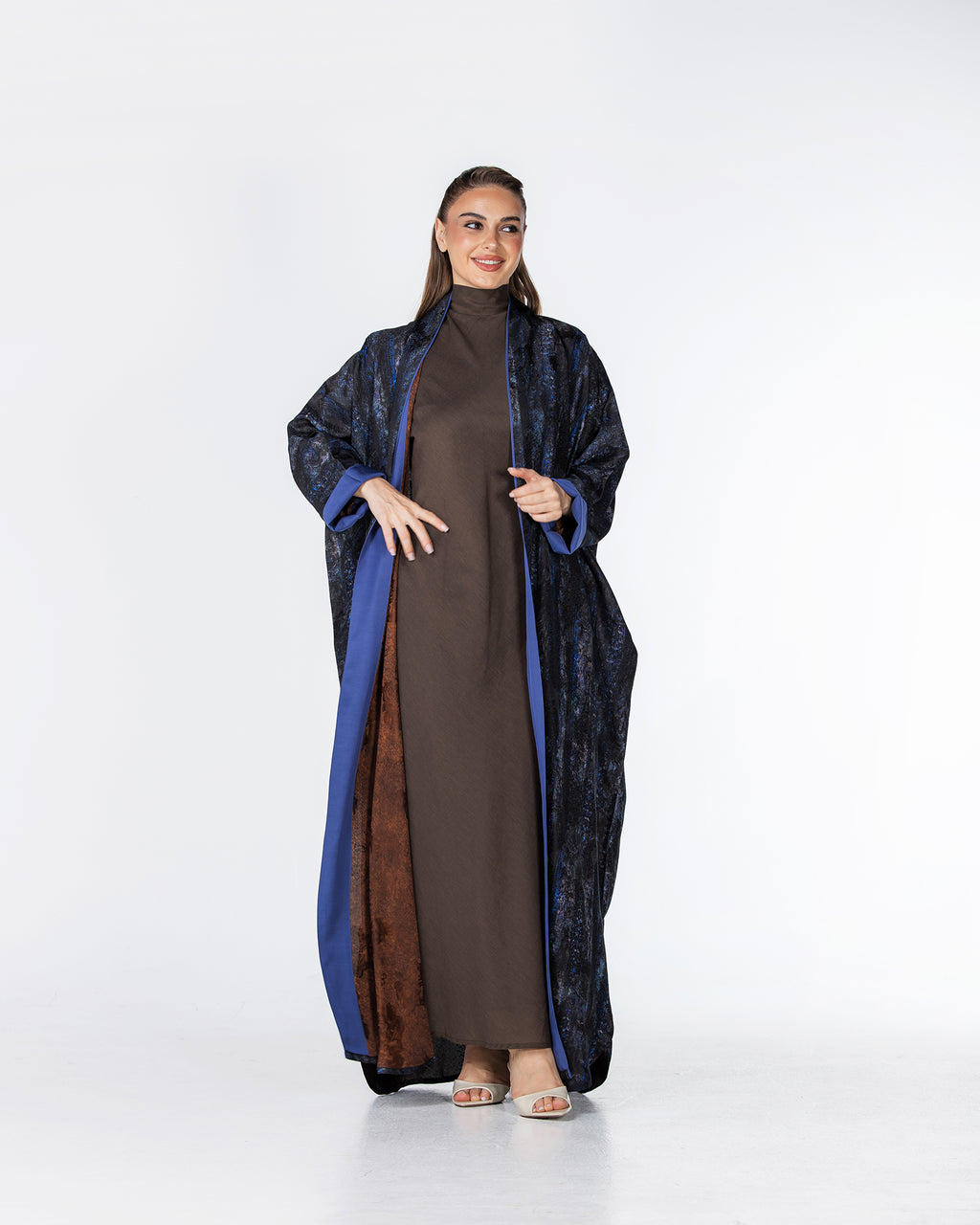 Kashmir – Abstract Print Bisht Abaya
