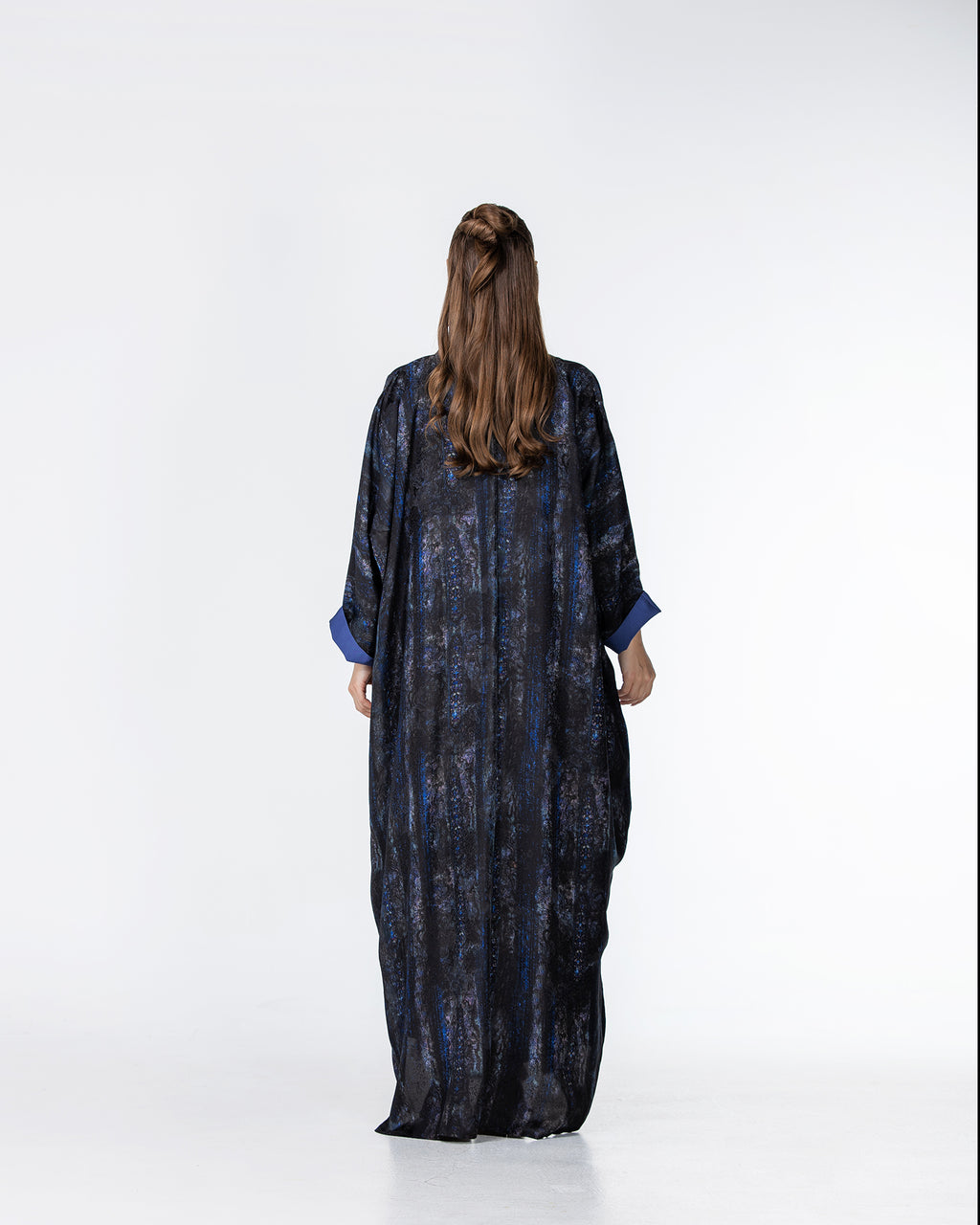 Kashmir – Abstract Print Bisht Abaya