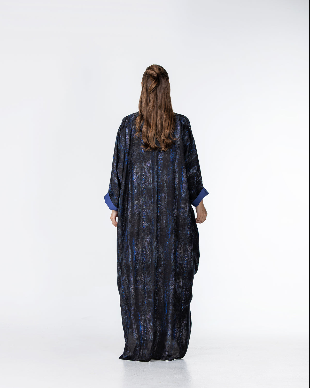 Kashmir – Abstract Print Bisht Abaya