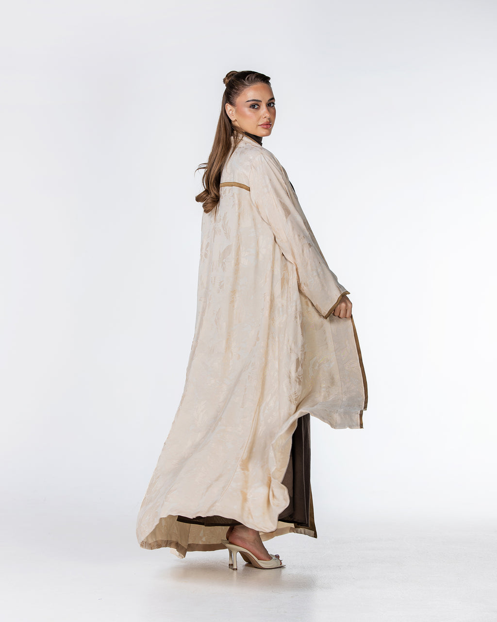 Raya – Printed Washed Silk Flared Abaya
