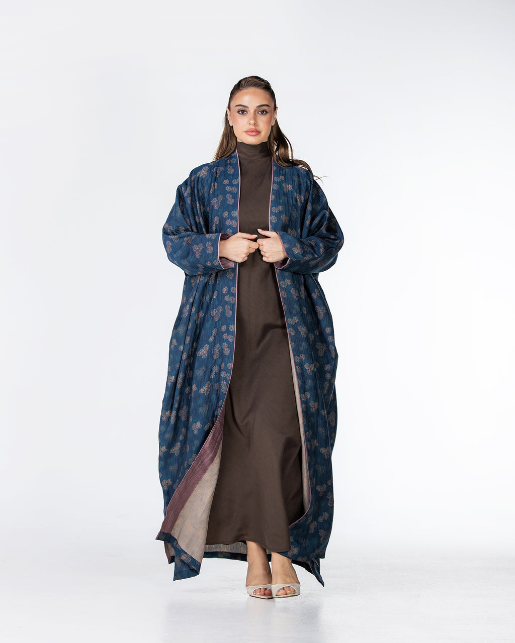 Vienna 2.0 – Half Bisht Abaya