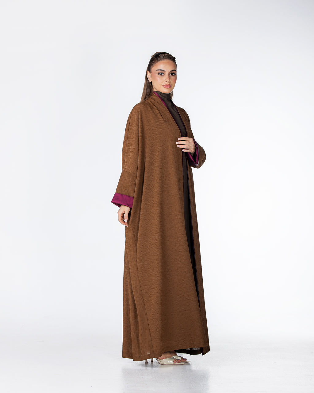 Cherry – Crinkle Crepe Bisht Abaya