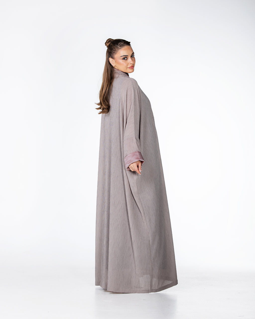 Cherry – Crinkle Crepe Bisht Abaya