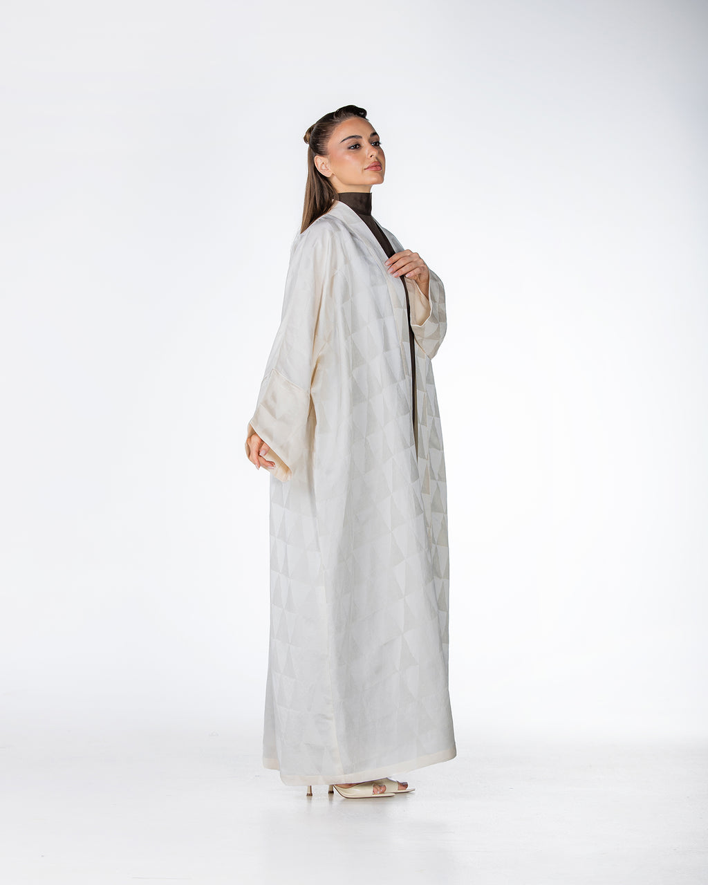 Mocha – Geometric Viscose Linen Abaya
