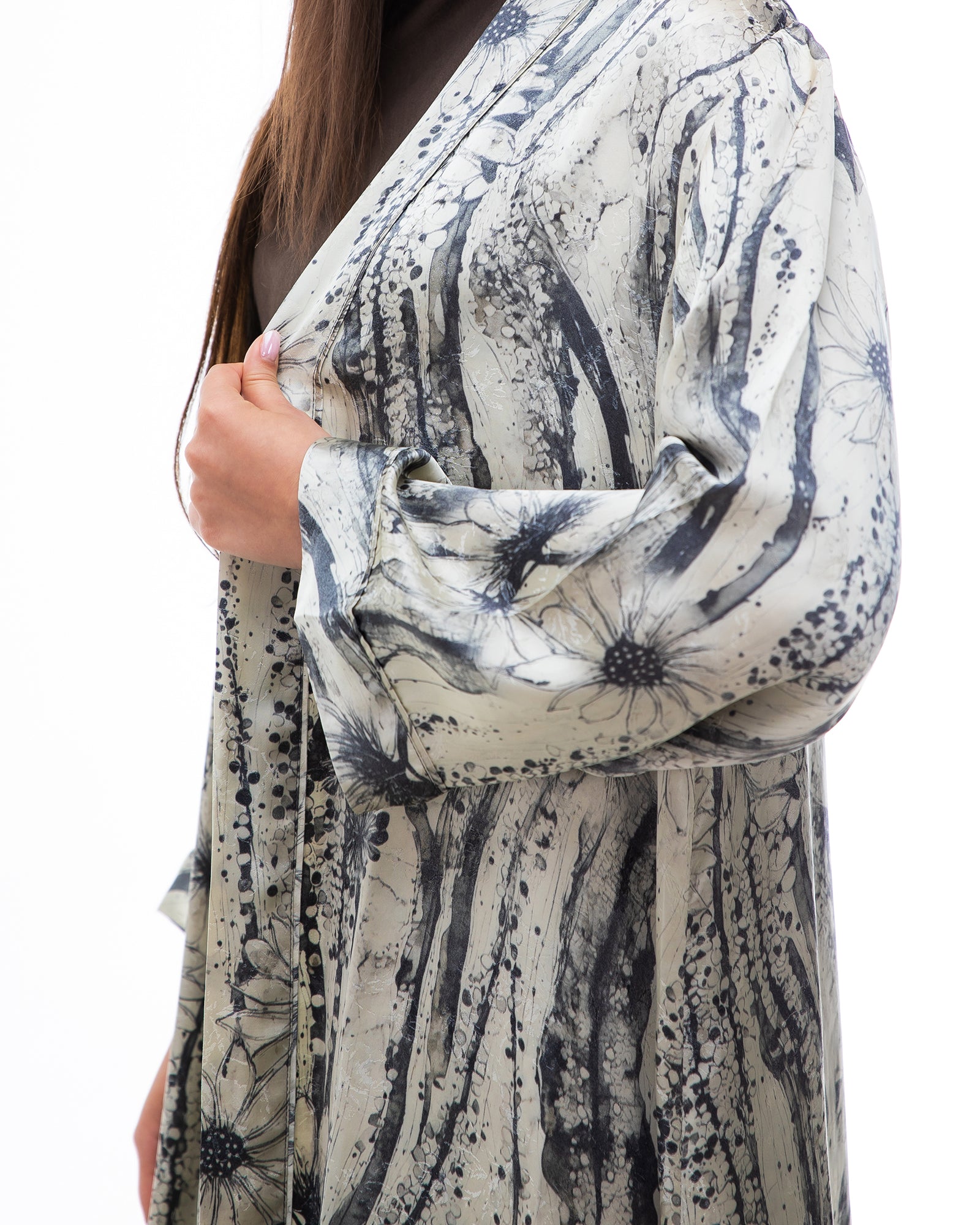 Brass 2.0 – Printed Silk Blend Flared Abaya