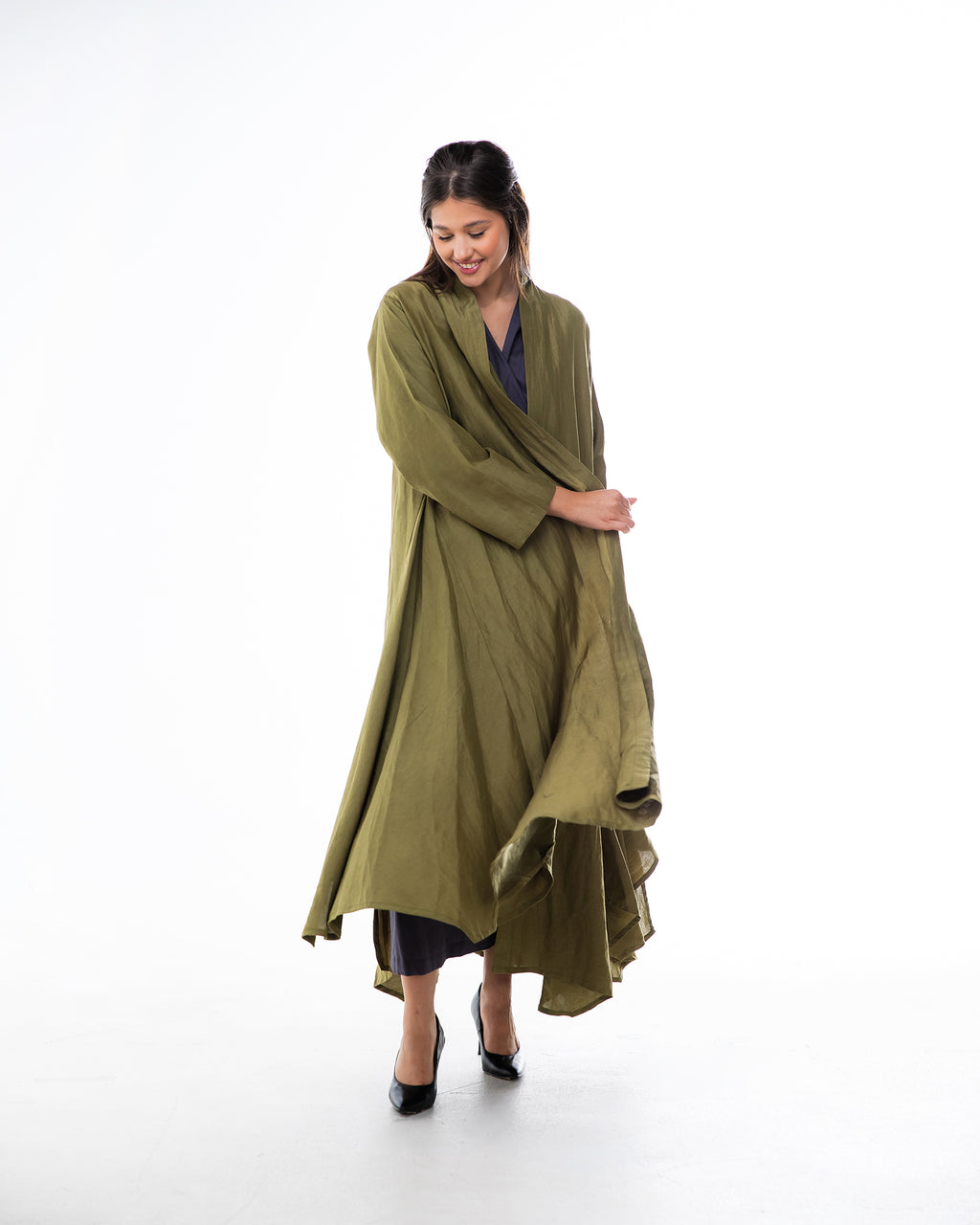 Sylvia Lux – Asymmetrical Linen Abaya