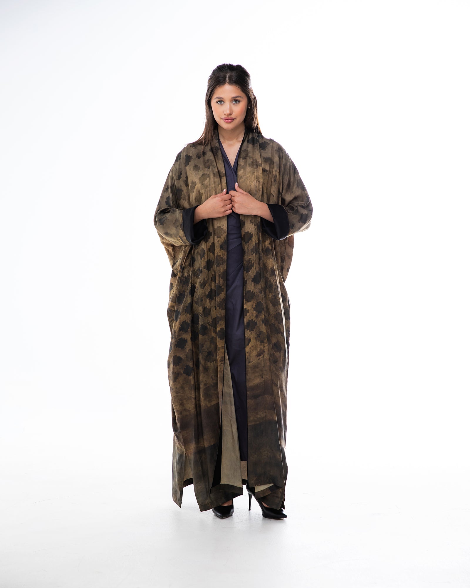 Kashmir 2.0 - Printed Bisht Abaya