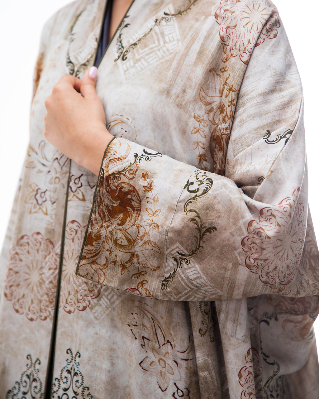 Kashmir 2.0 - Printed Bisht Abaya