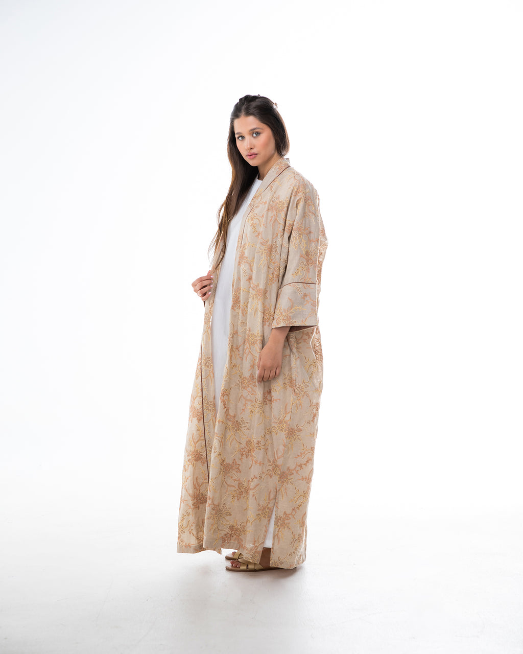 Element – Embroidered Linen Bisht Abaya