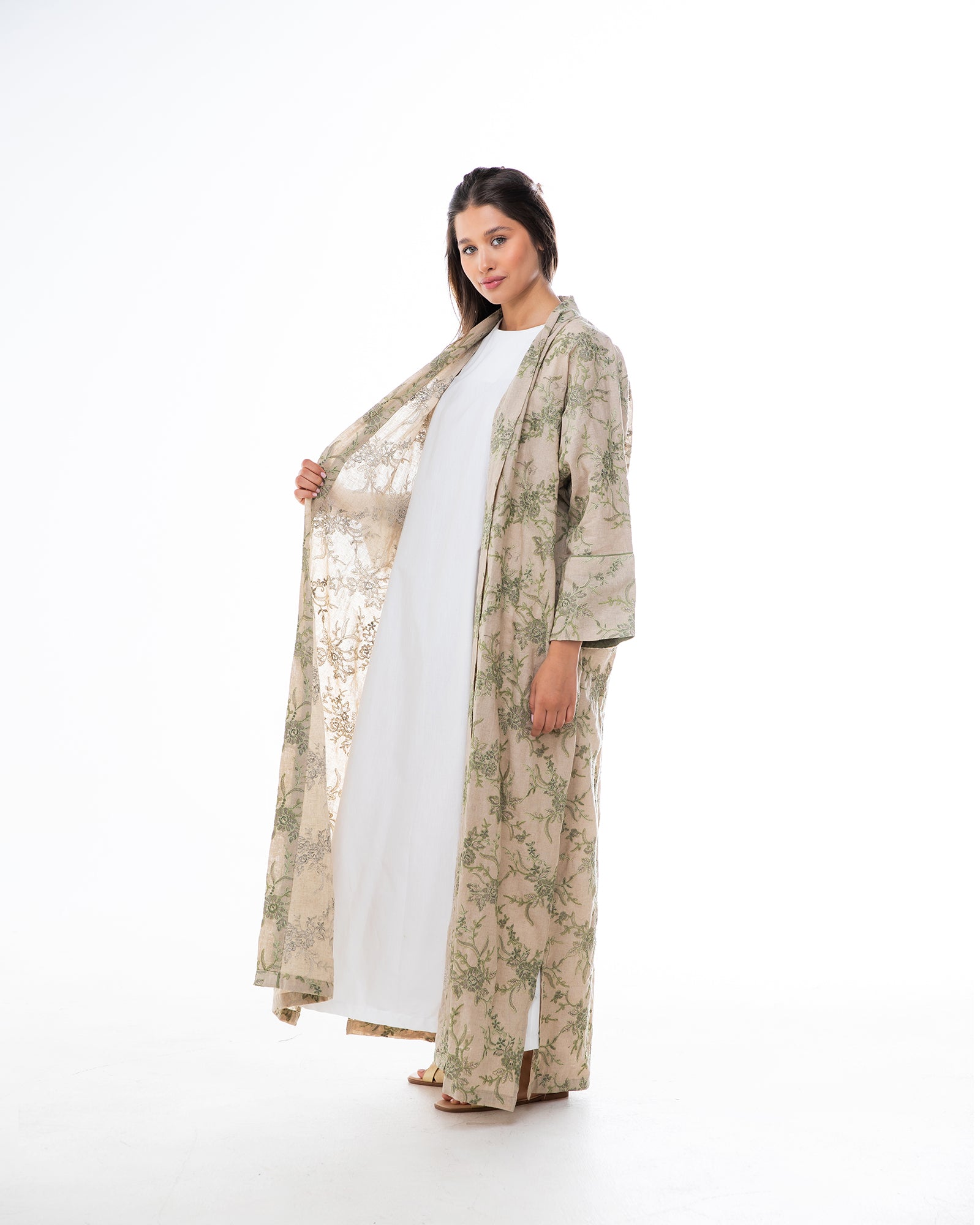Element – Embroidered Linen Bisht Abaya