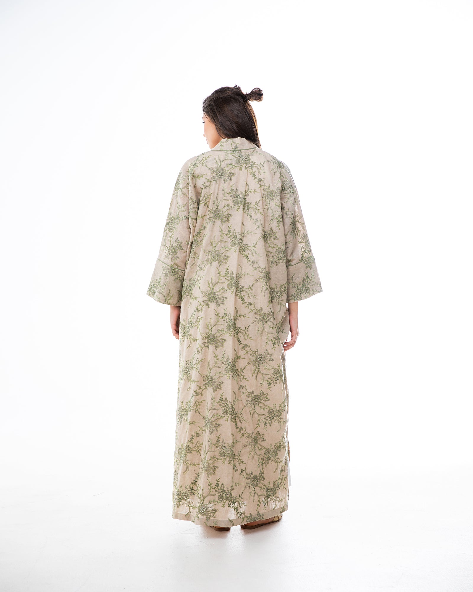 Element – Embroidered Linen Bisht Abaya