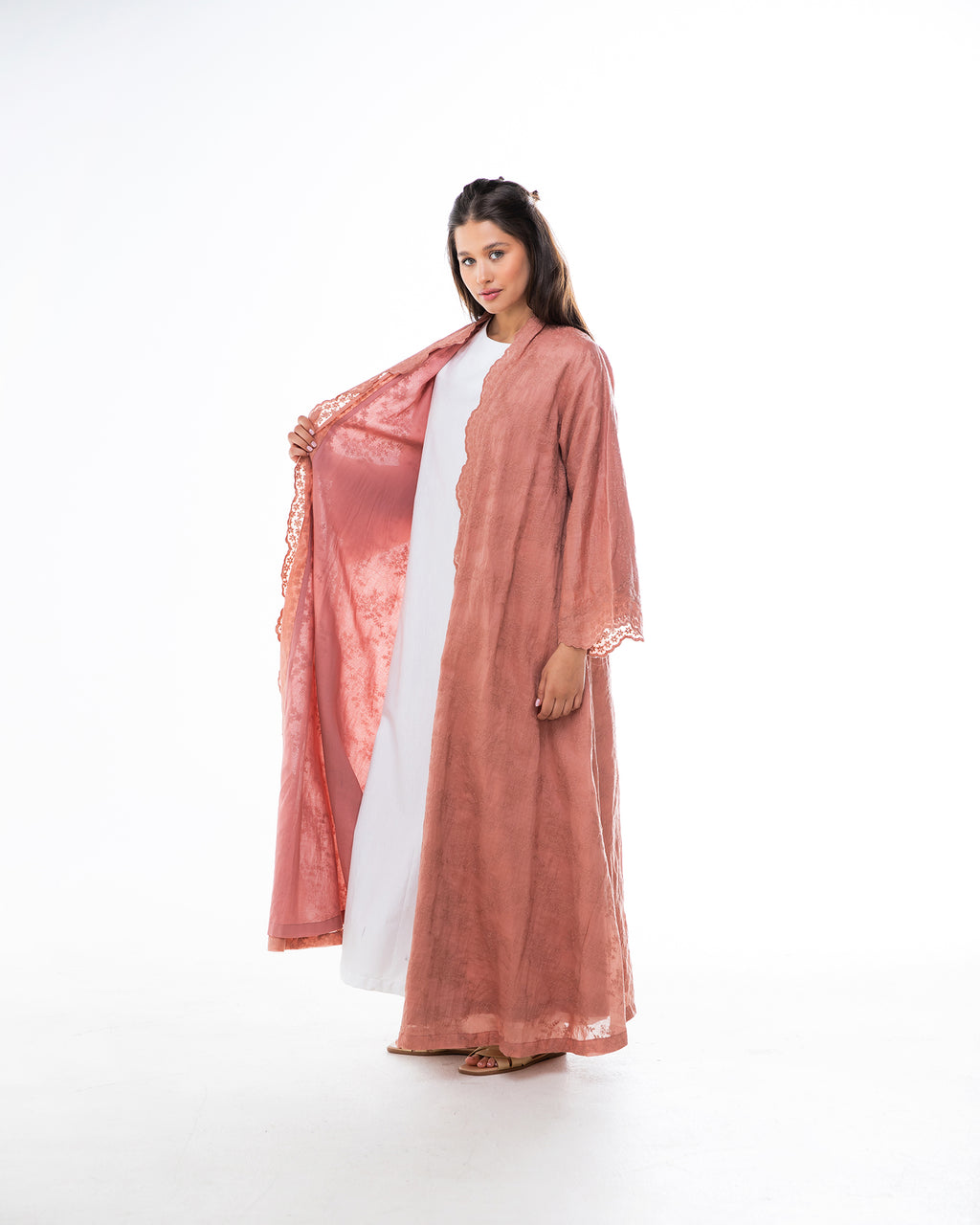 Naila 2.0 – Embroidered Cotton Abaya