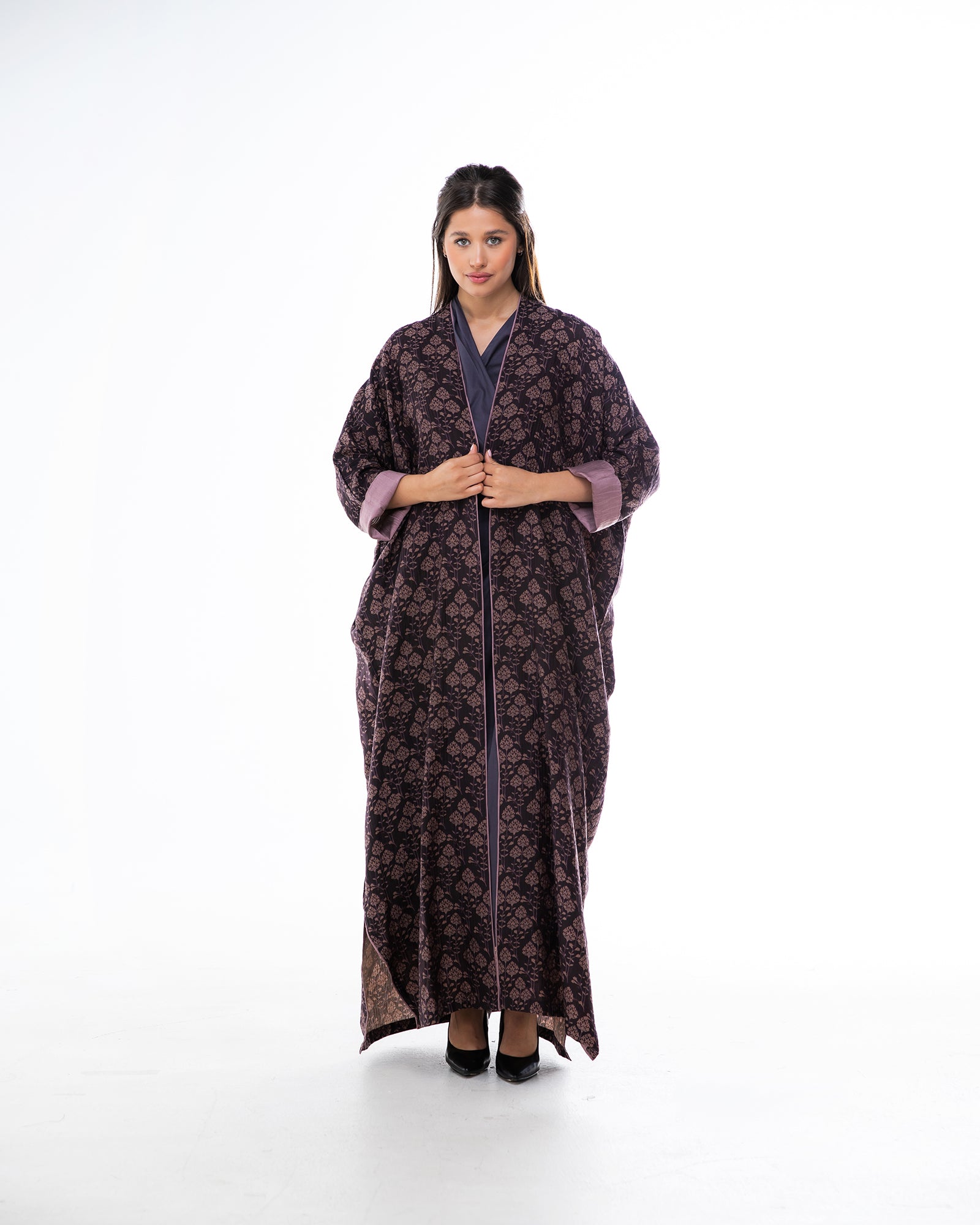 Vienna 2.0 – Half Bisht Abaya