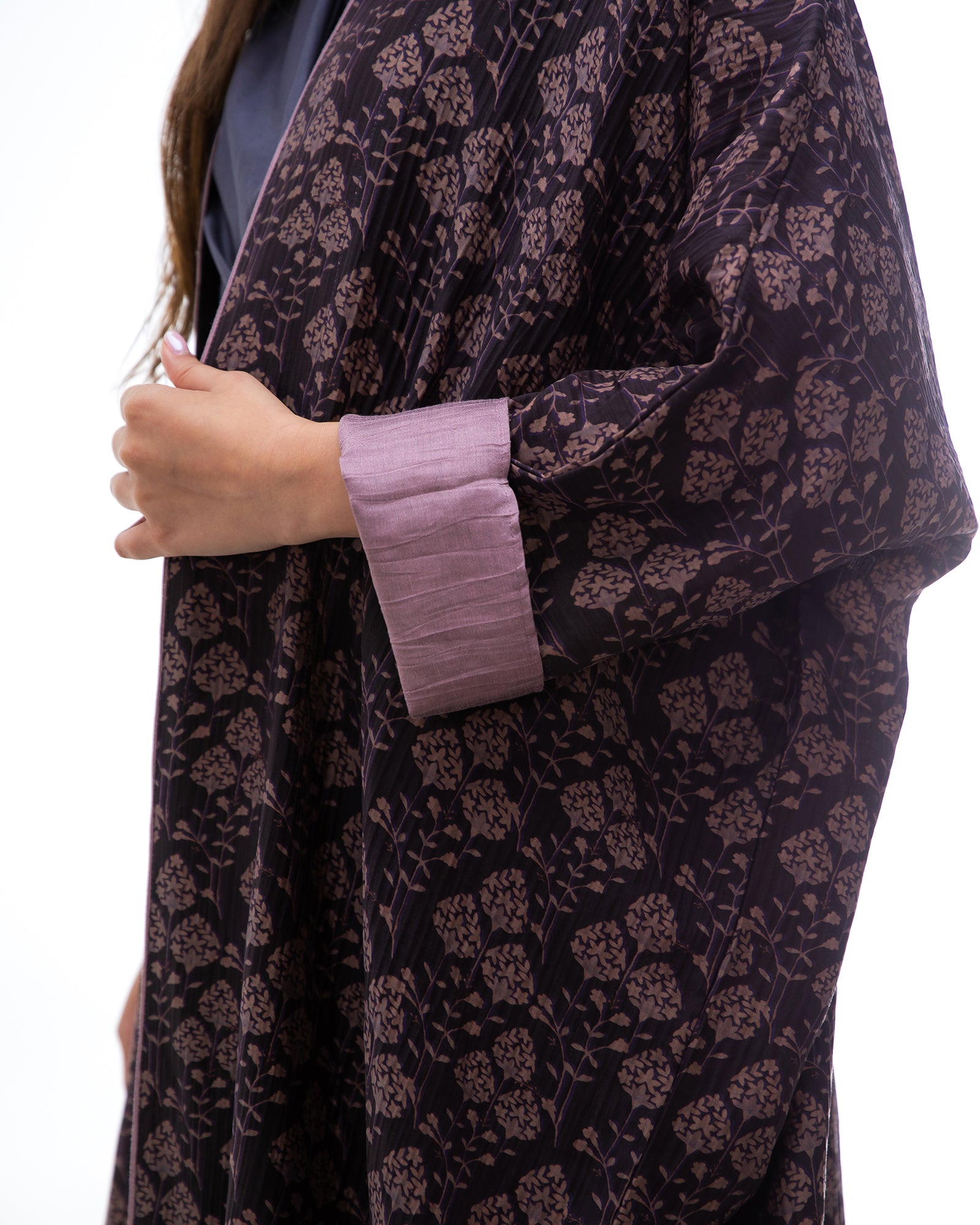 Vienna 2.0 – Half Bisht Abaya