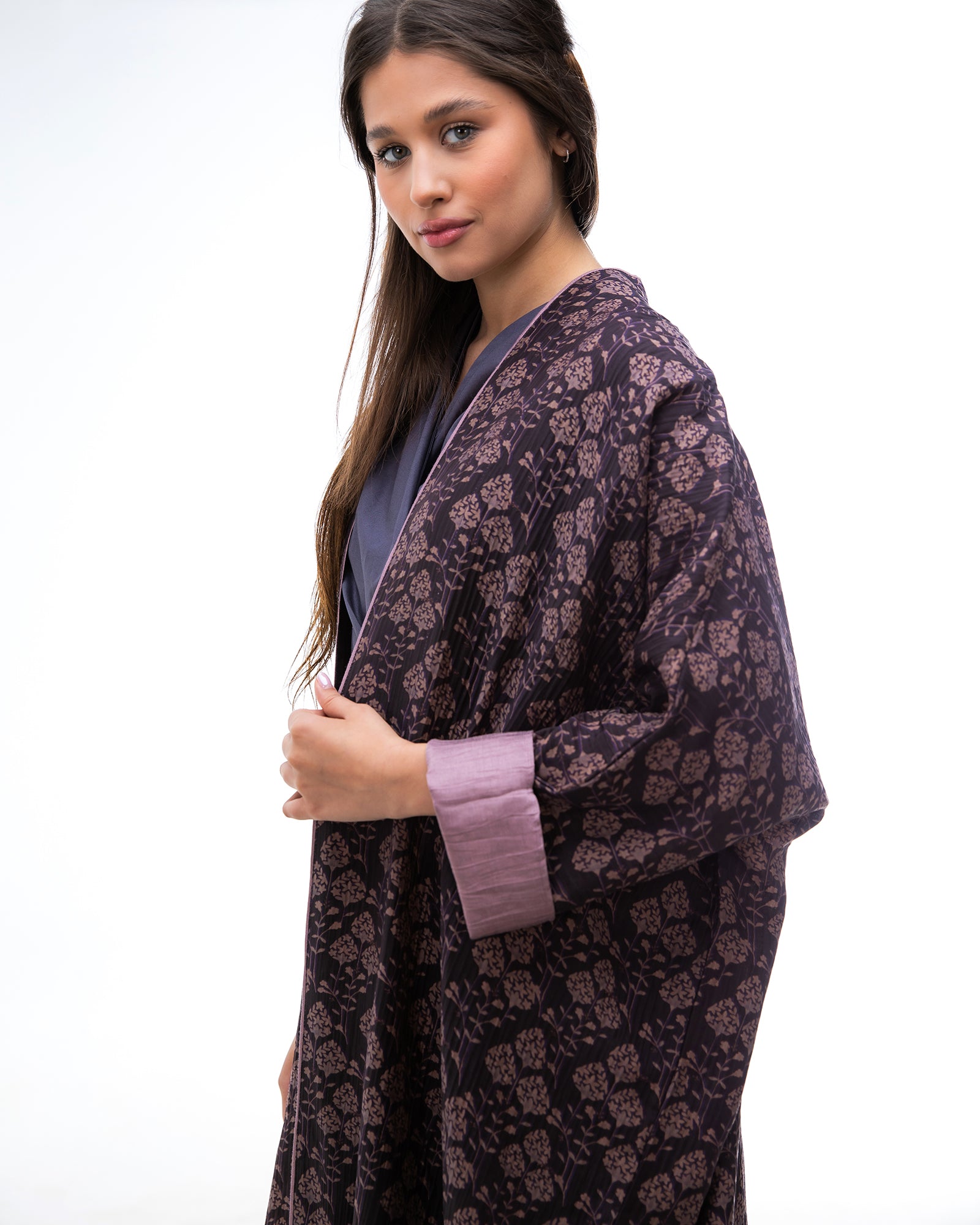 Vienna 2.0 – Half Bisht Abaya