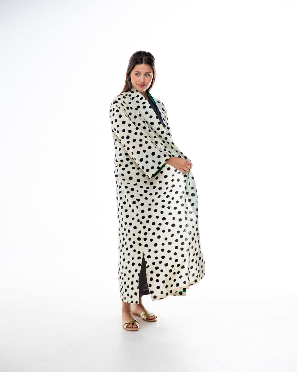 Confetti - Polka Dot Crinkle  Abaya