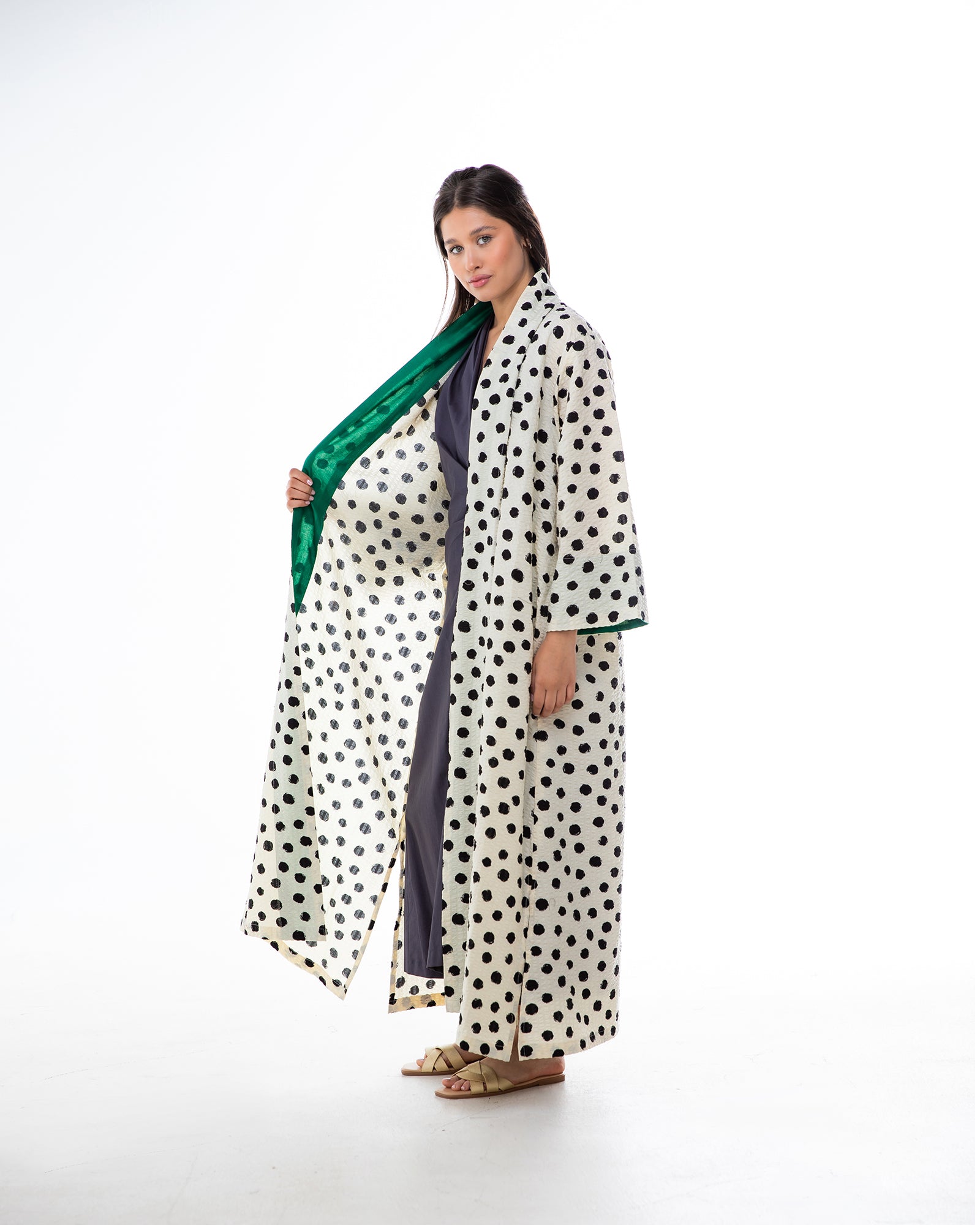 Confetti - Polka Dot Crinkle  Abaya