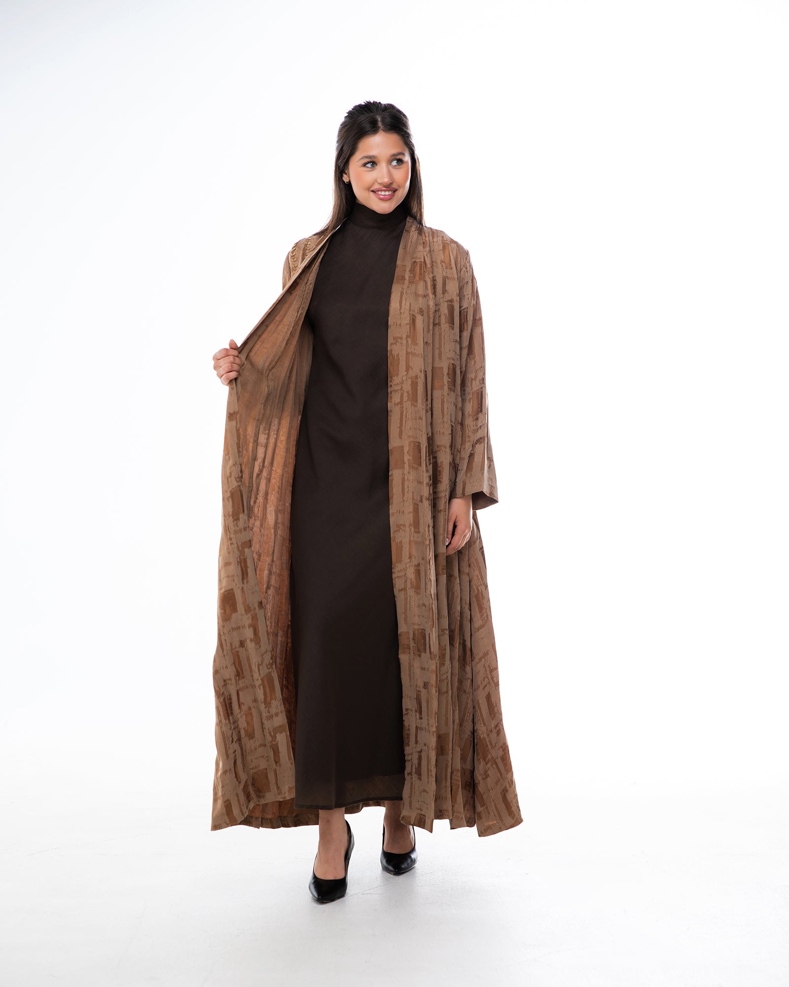 Clara Lux – Textured Washed Silk Flared Abaya