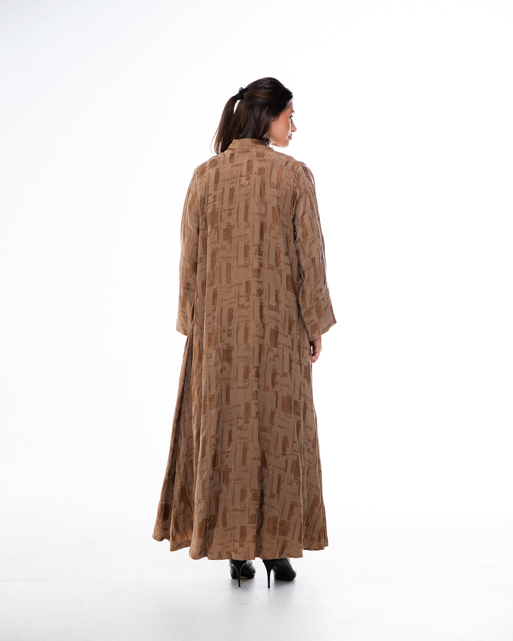 Clara Lux – Textured Washed Silk Flared Abaya
