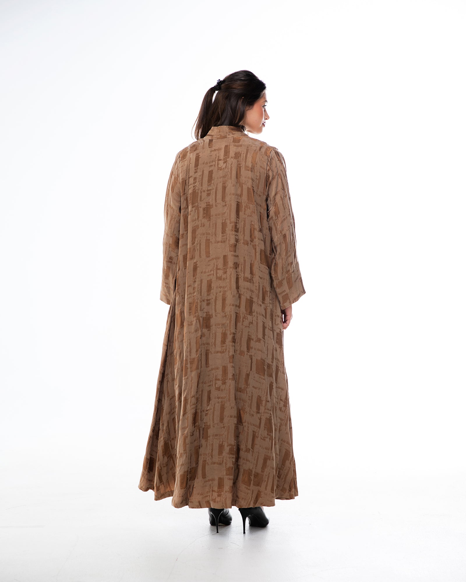 Clara Lux – Textured Washed Silk Flared Abaya