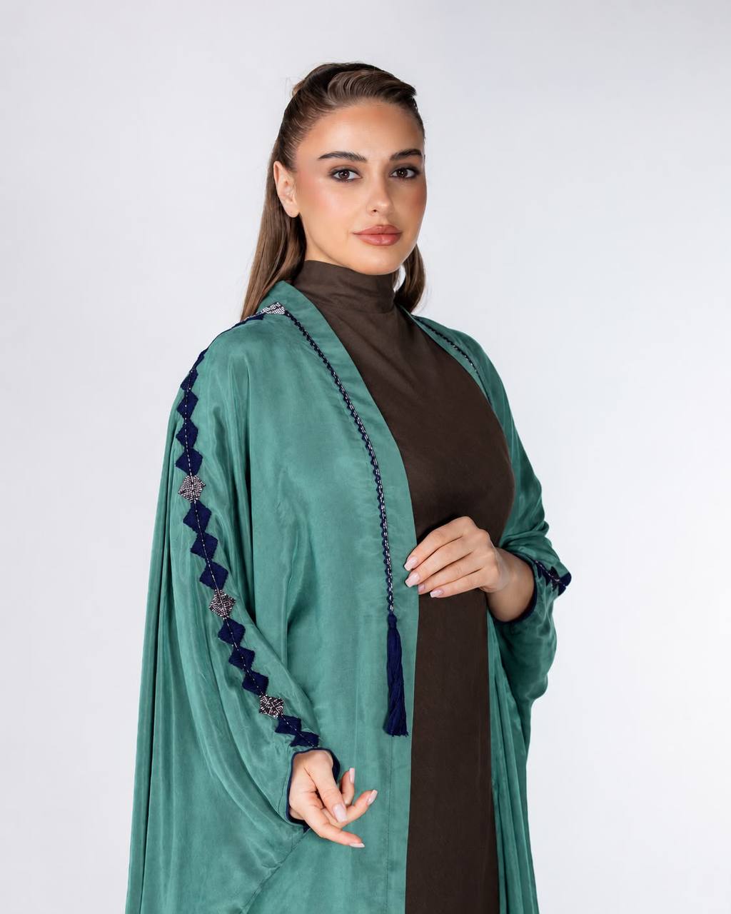Ola Lux – Embroidered Washed Silk Bisht Abaya