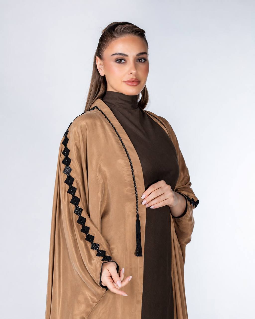 Ola Lux – Embroidered Washed Silk Bisht Abaya