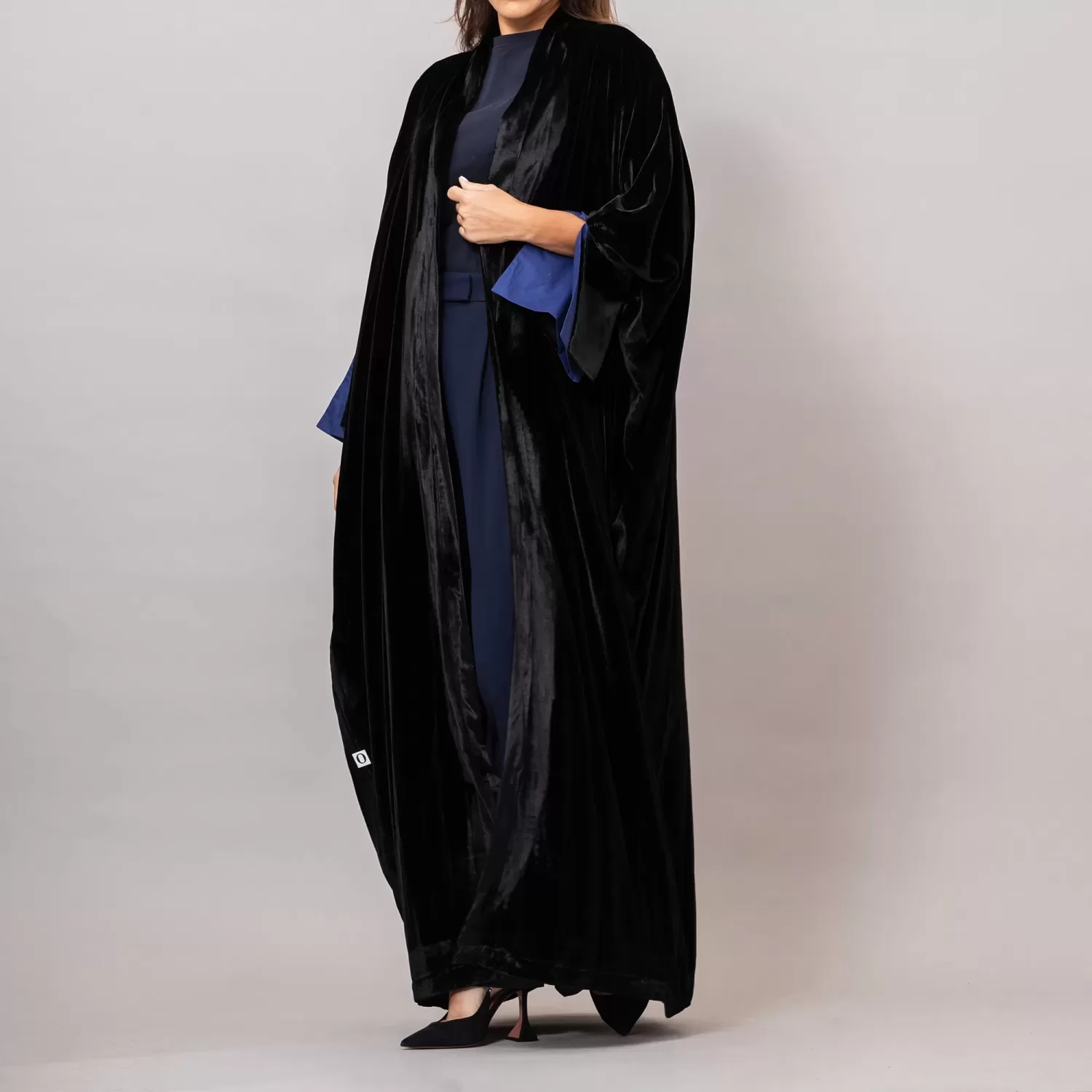 Velvet Black Amore Bisht Abaya with Lined Sleeves