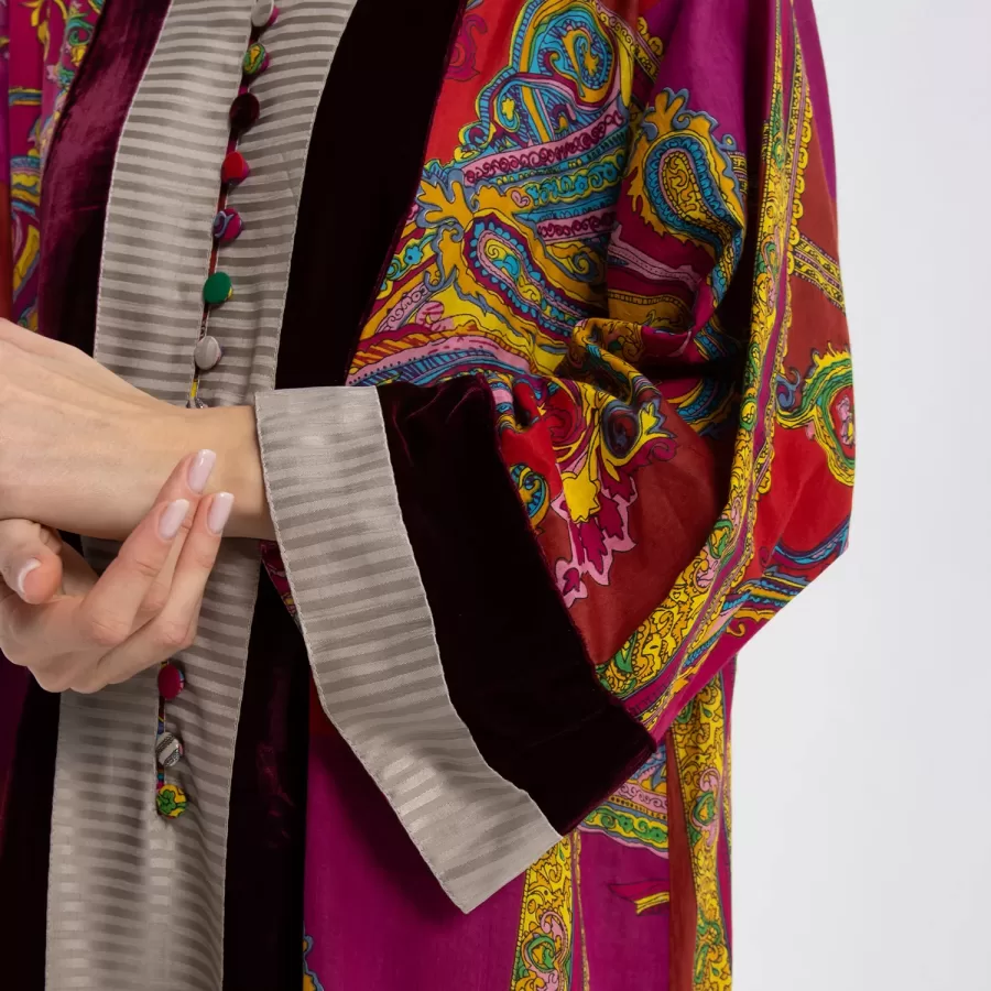 Prosperity 2.0 - Paisley Cotton Kaftan with Velvet - Image 3