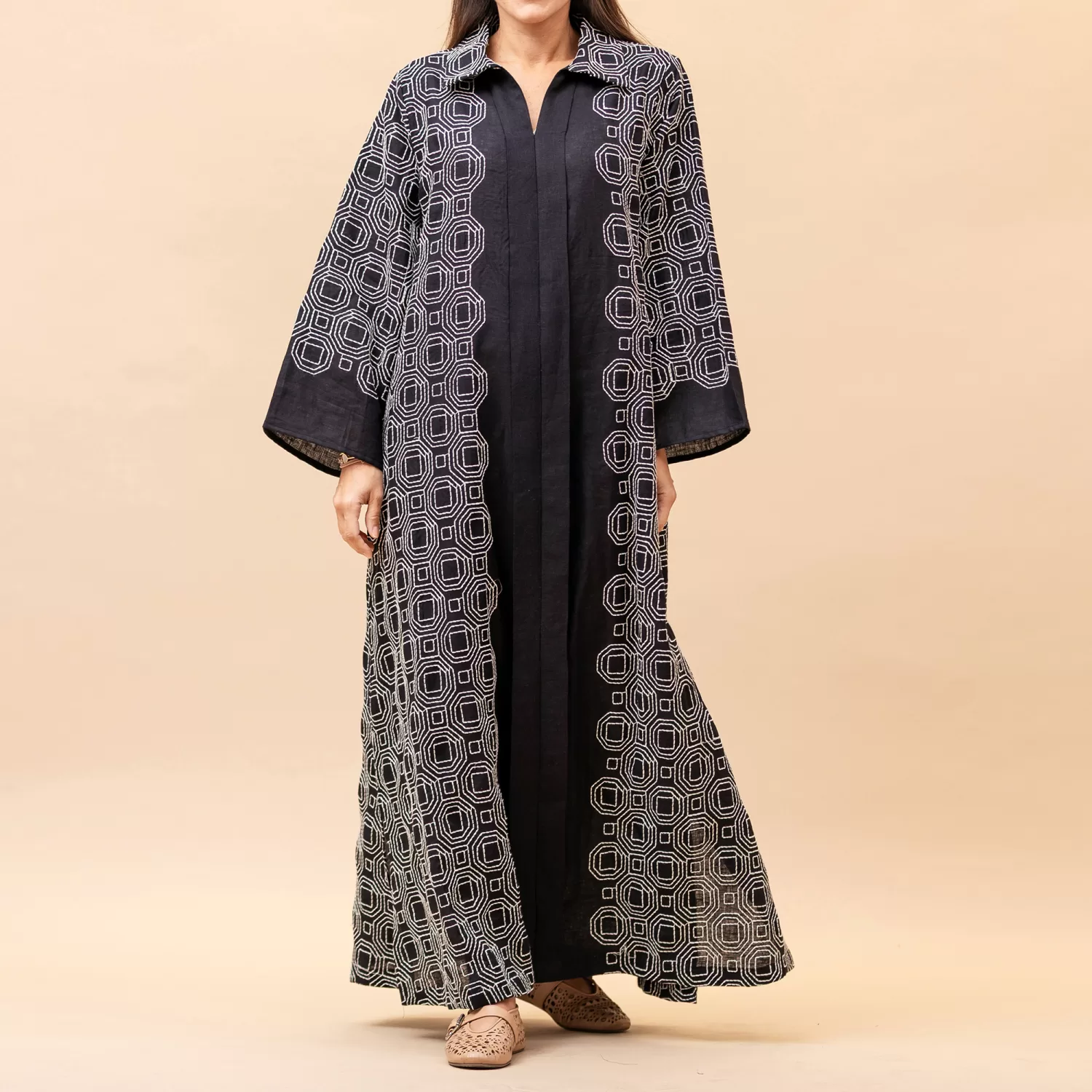 Topaz 2.0  - Embroidered Linen Kaftan - Image 4