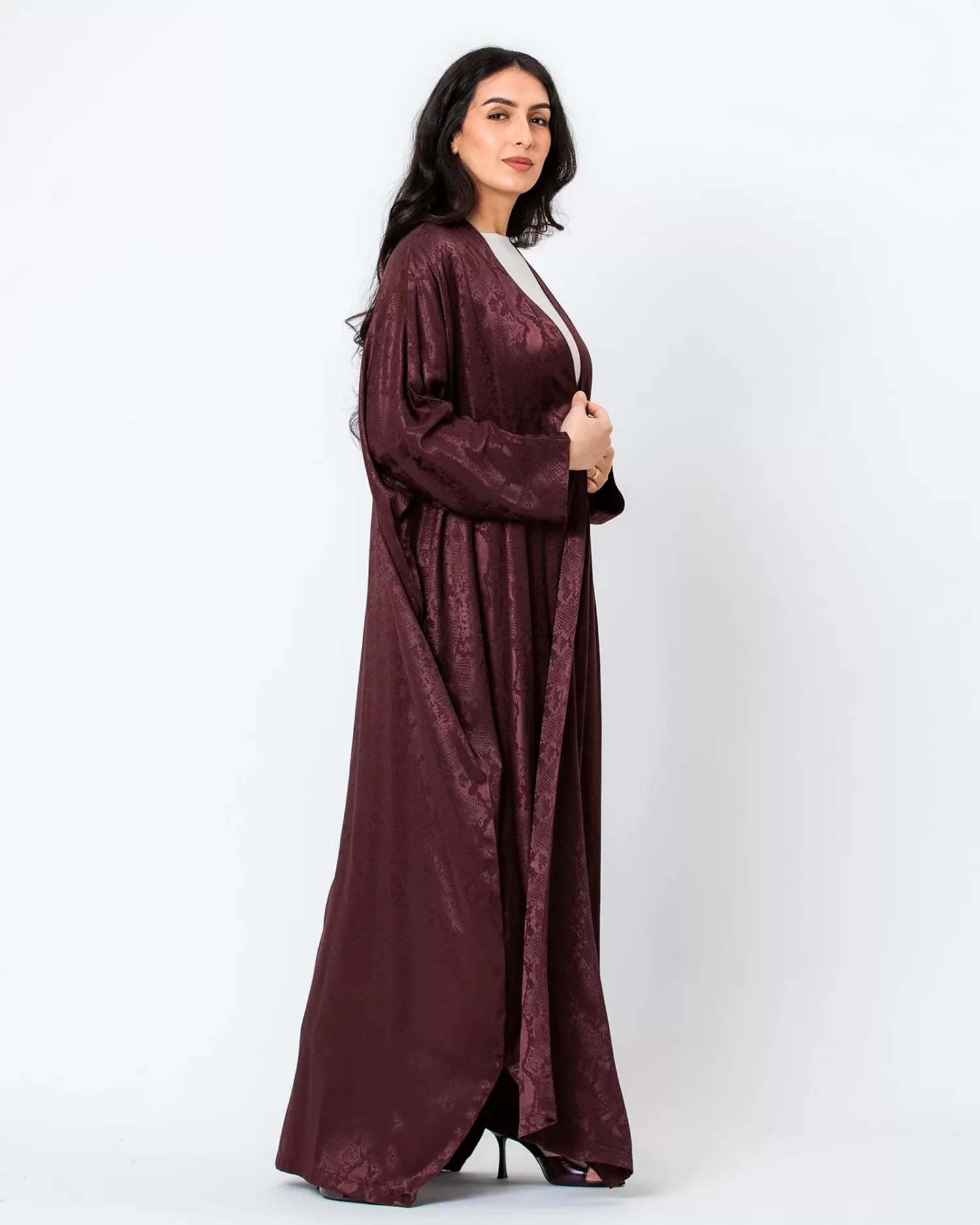 Lilith - Snakeskin Print Bisht Abaya - Image 3
