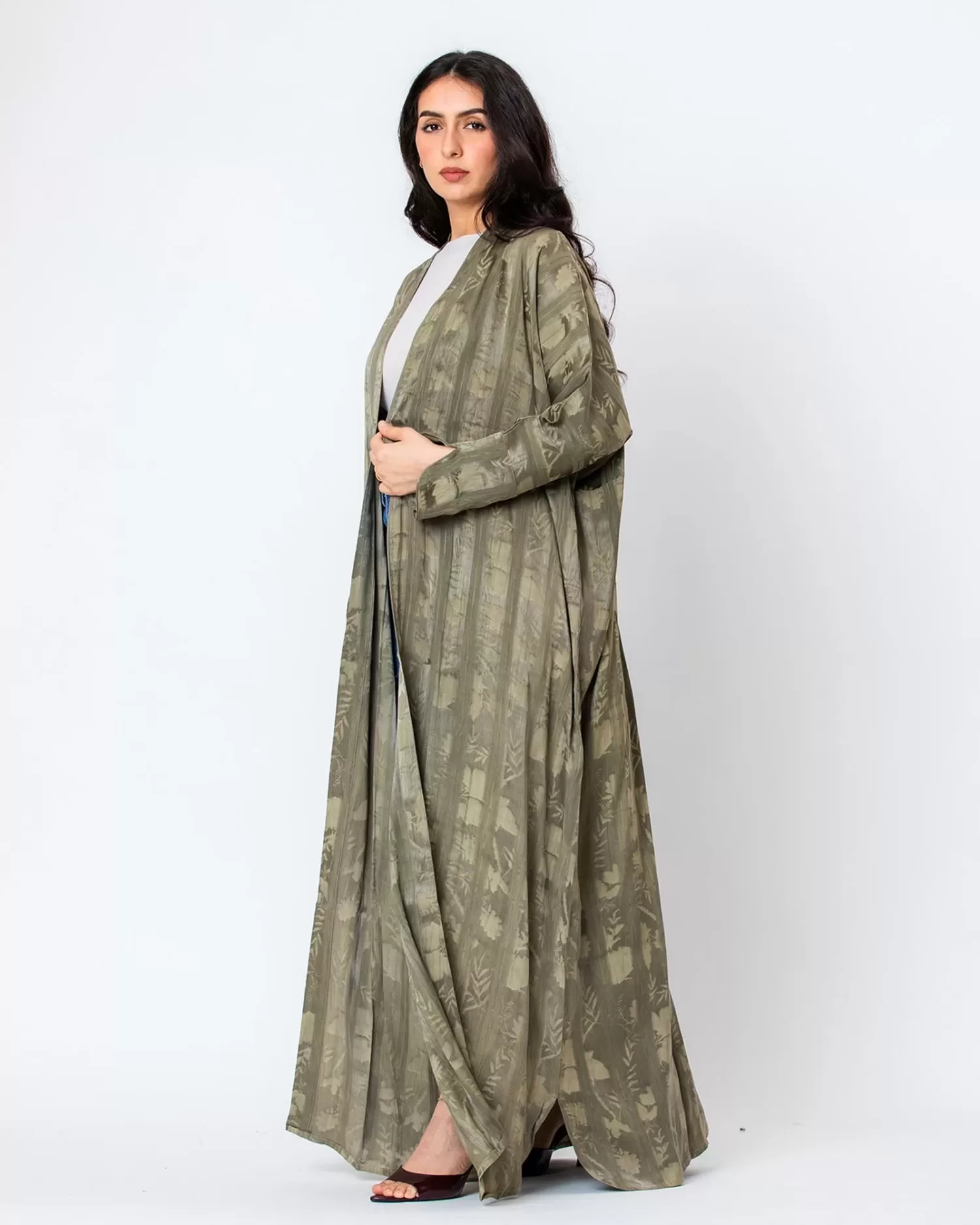 Echo Lux - Viscose Linen Bisht Abaya - Image 7