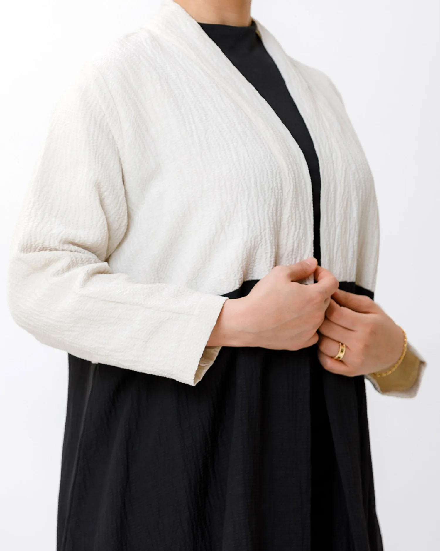 Carina 2.0 - Half Crinkle Abaya - Image 2