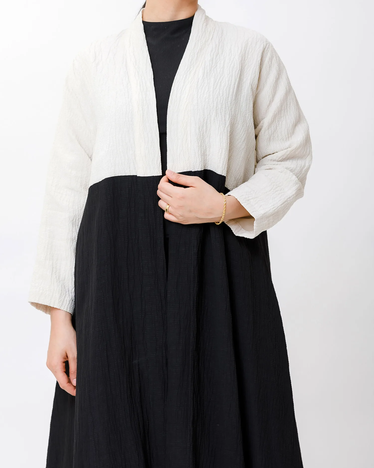 Carina 2.0 - Half Crinkle Abaya - Image 3