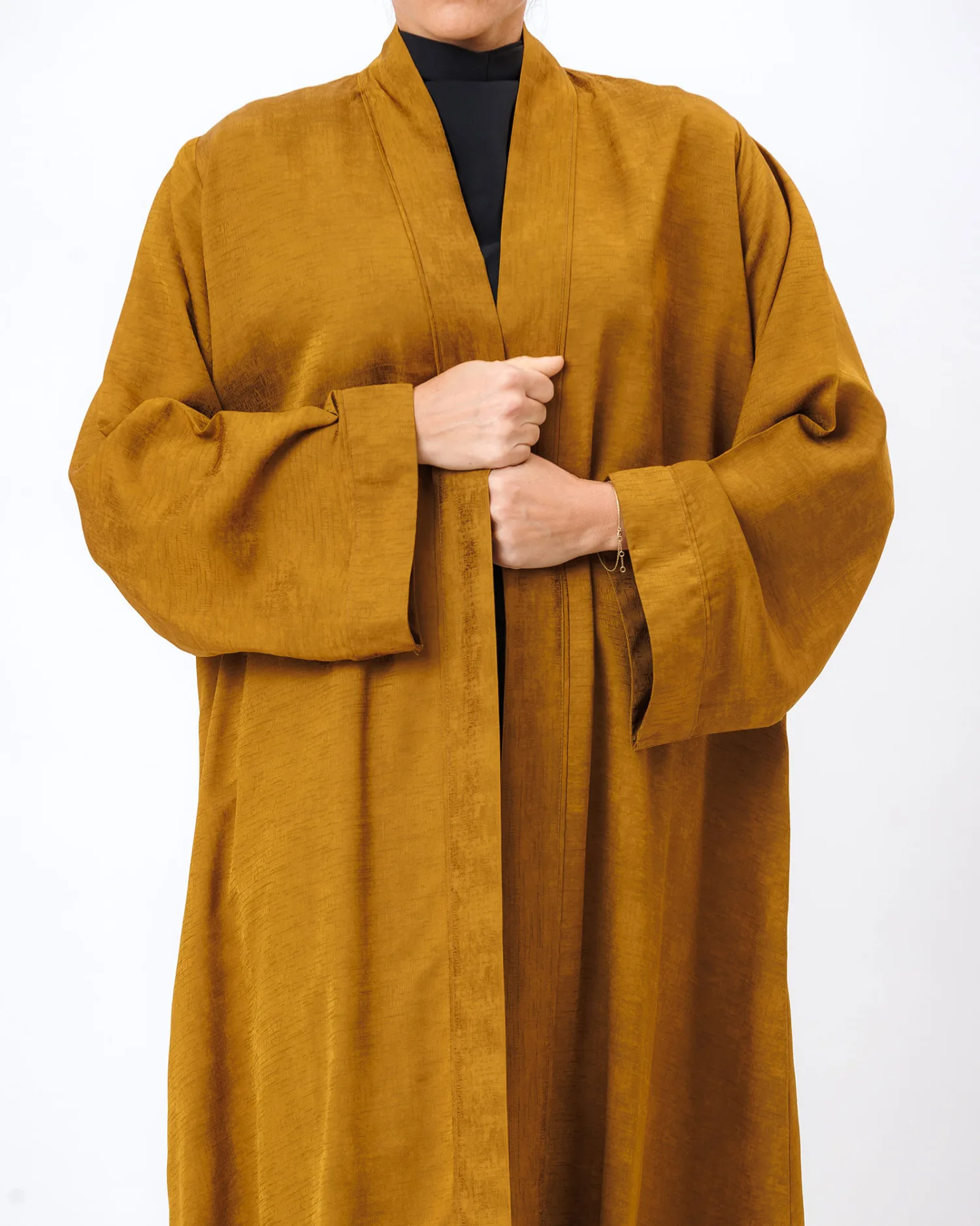 Brass – Embossed Flared Abaya - Image 2