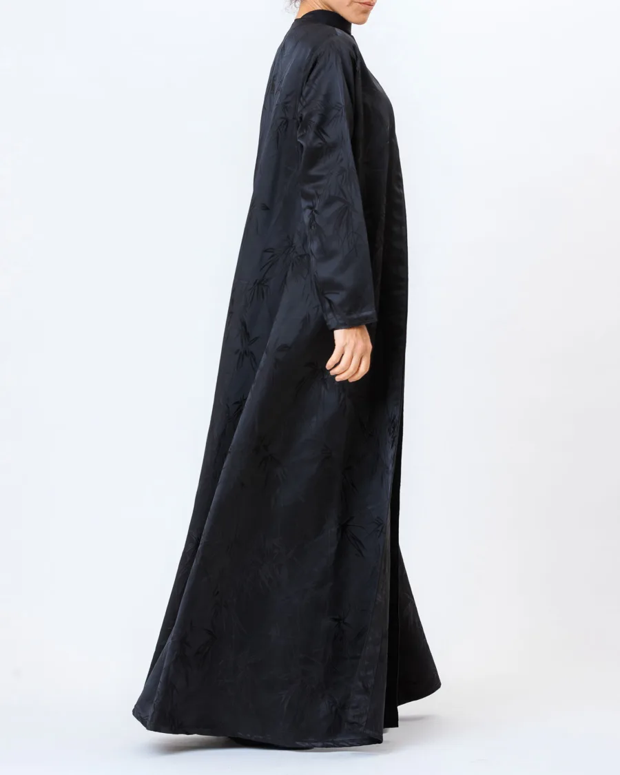 Aura – Embossed Silk Linen Abaya - Image 4