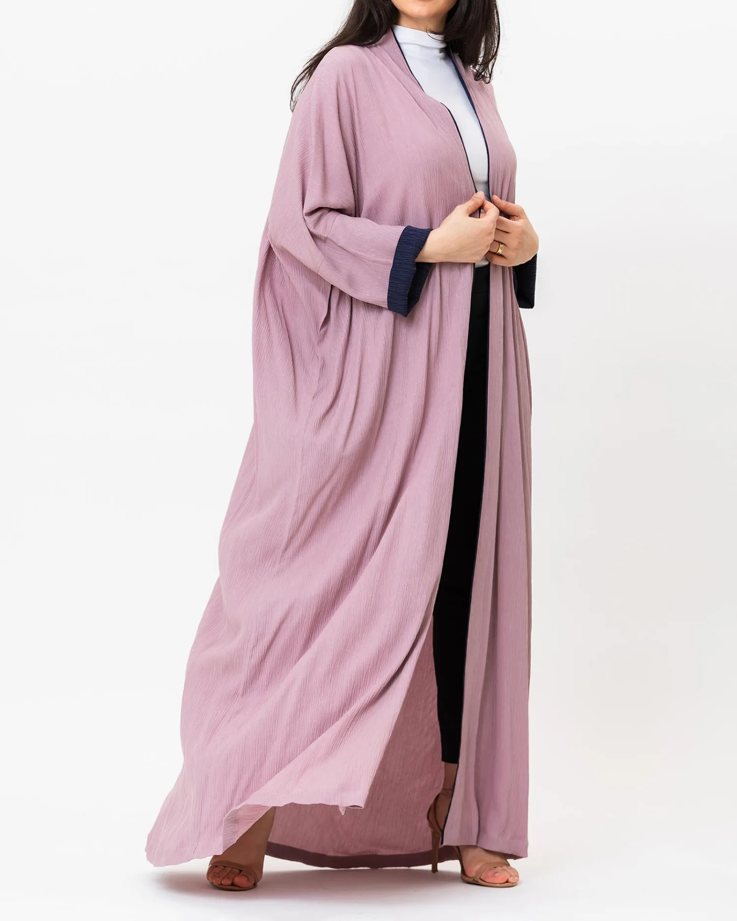 Gloria - Crinkle Linen Bisht Abaya - Image 5
